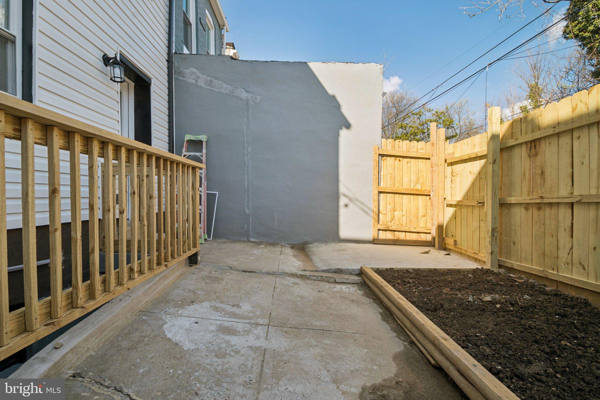 WAVERLY - Residential