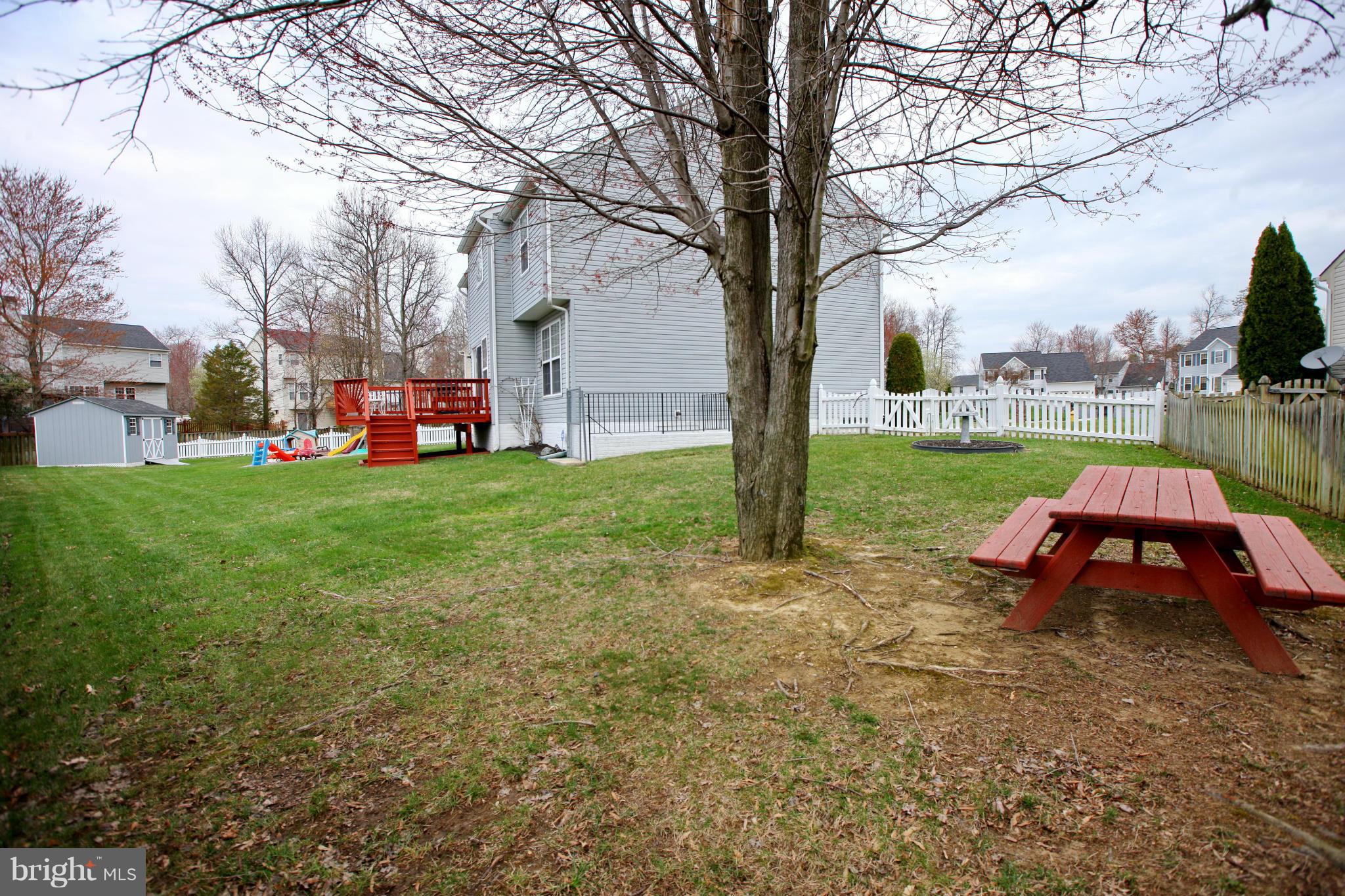 STREAMVIEW SUB - Residential