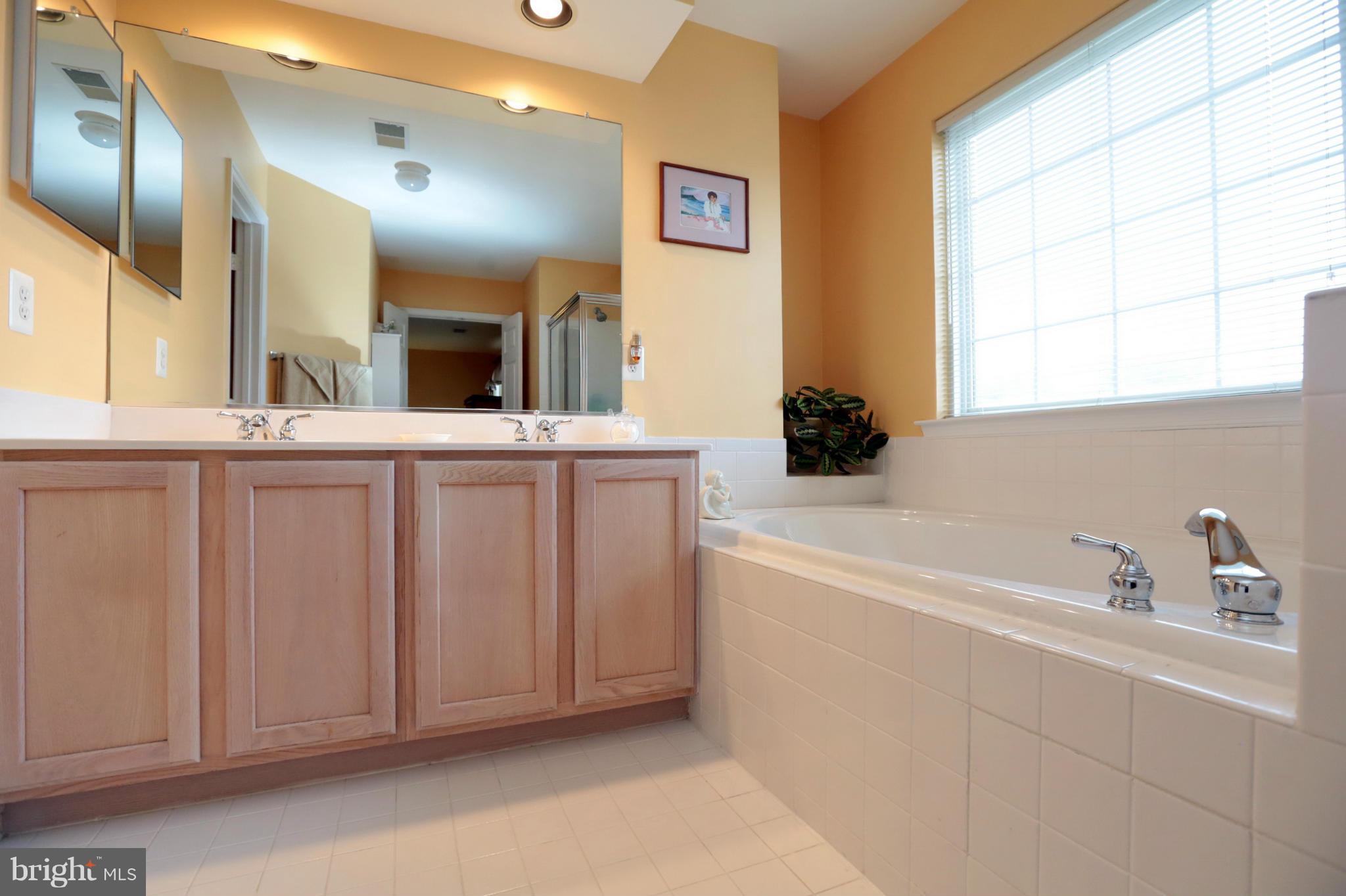 STREAMVIEW SUB - Residential