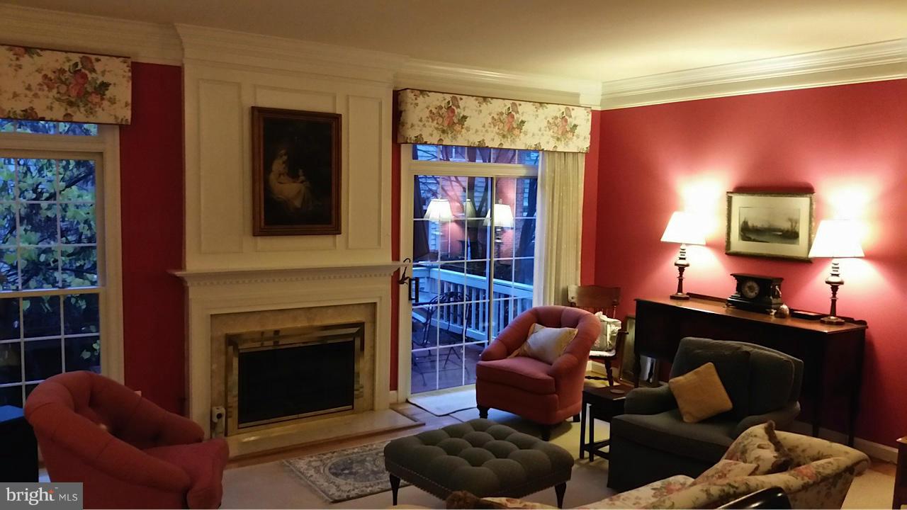 STONEGATE - Residential Lease