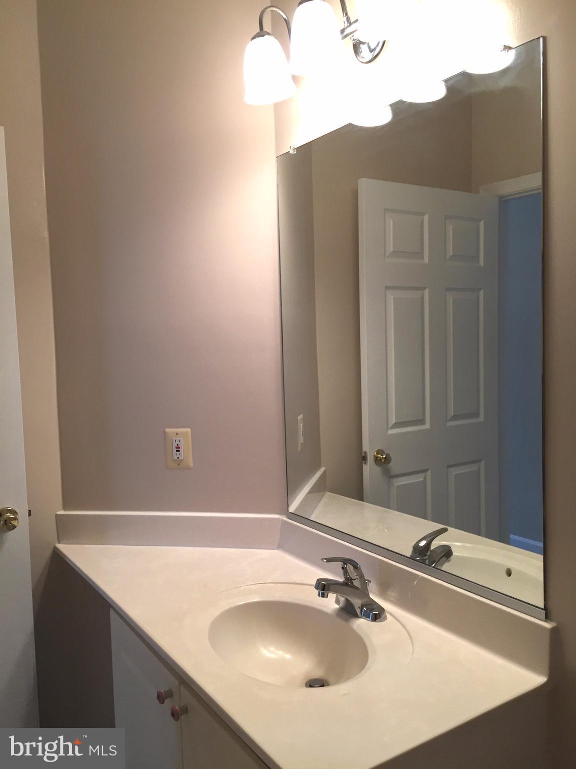 FOUNDERS WALK - Residential Lease
