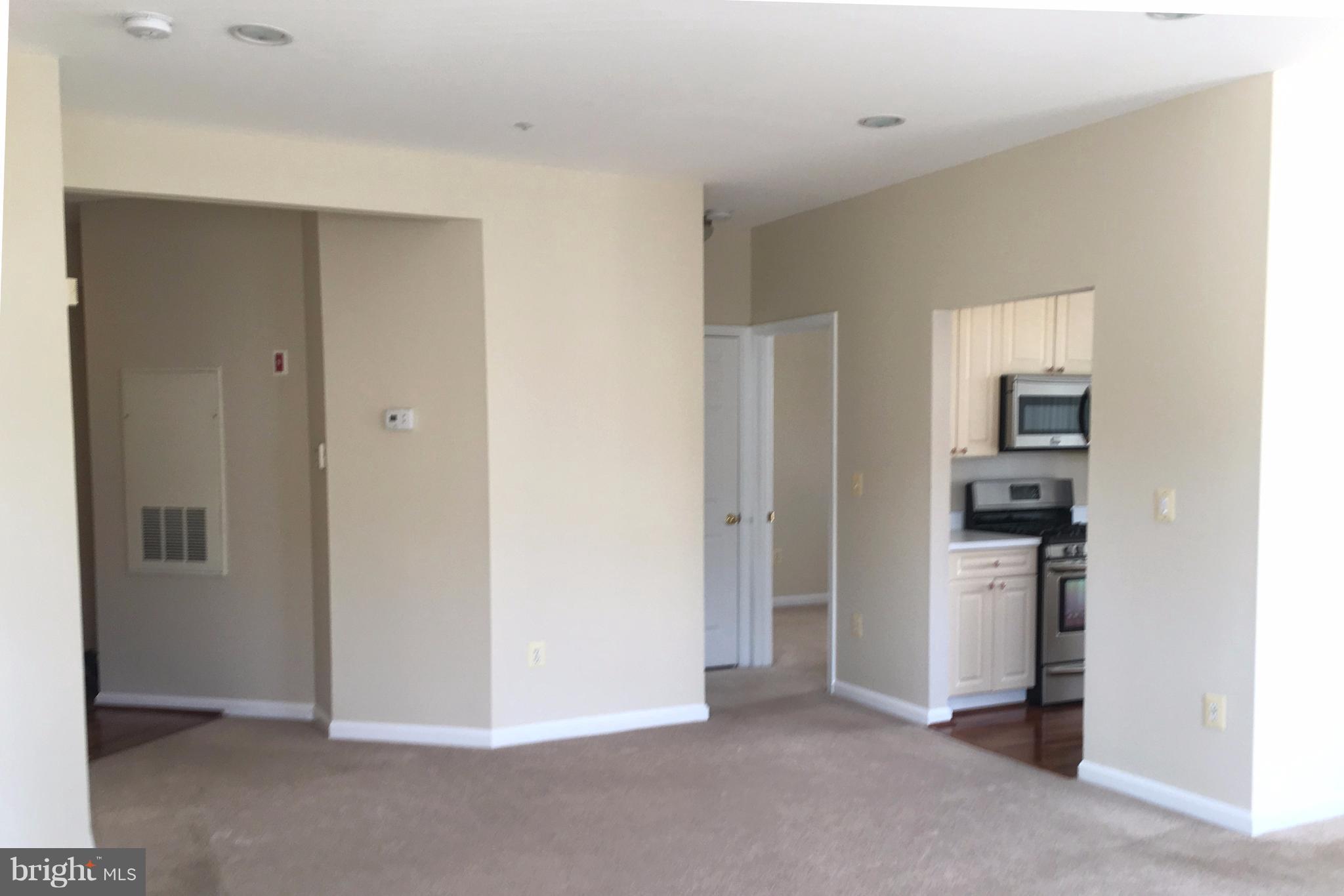 FOUNDERS WALK - Residential Lease