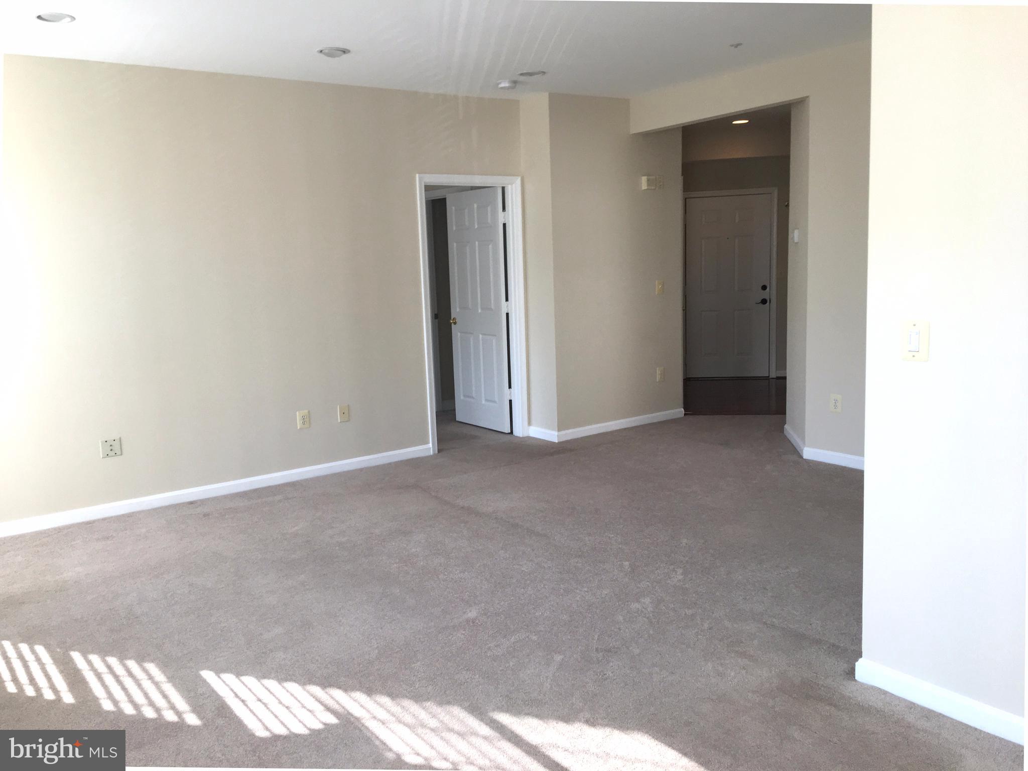 FOUNDERS WALK - Residential Lease