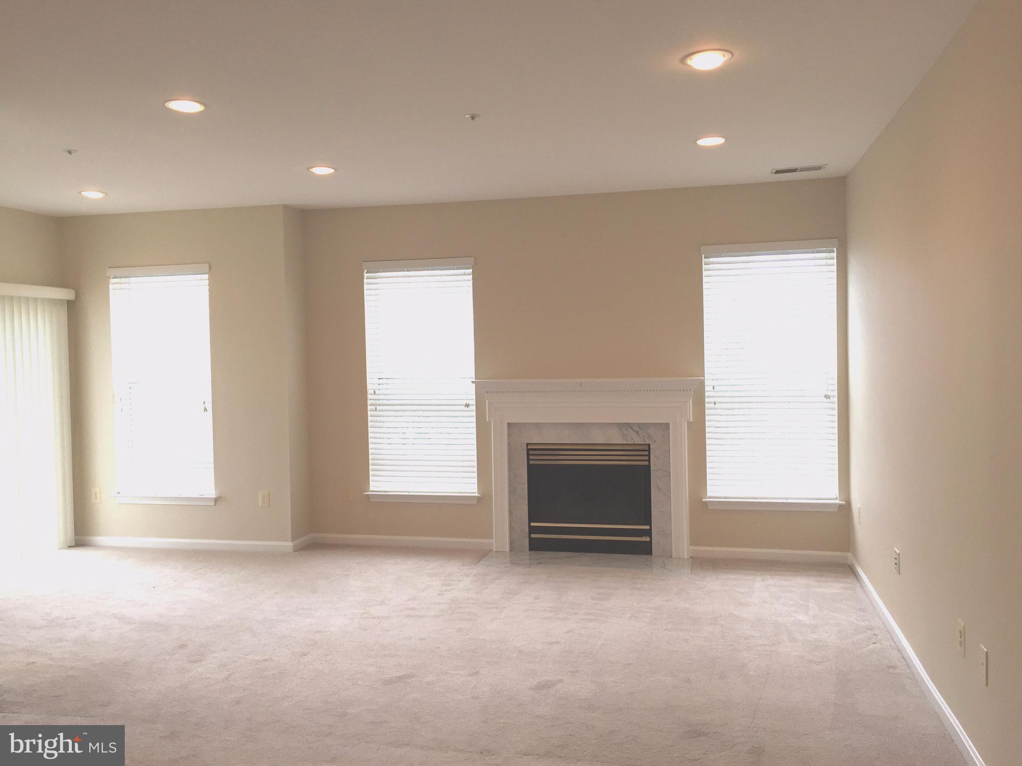 FOUNDERS WALK - Residential Lease