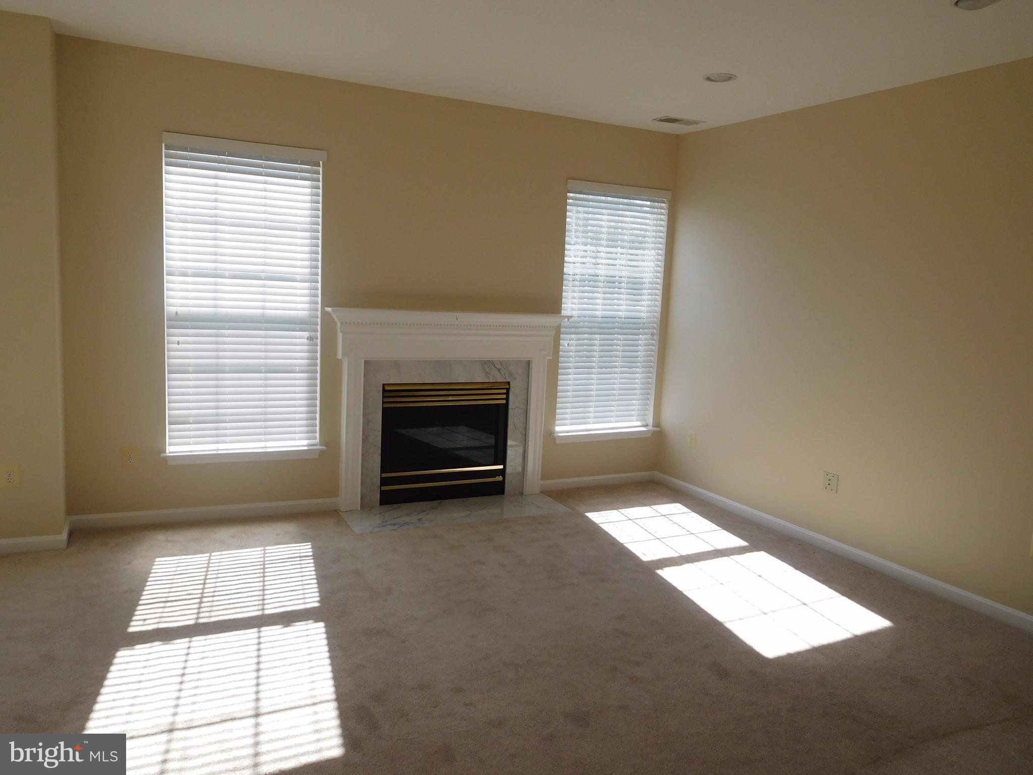 FOUNDERS WALK - Residential Lease