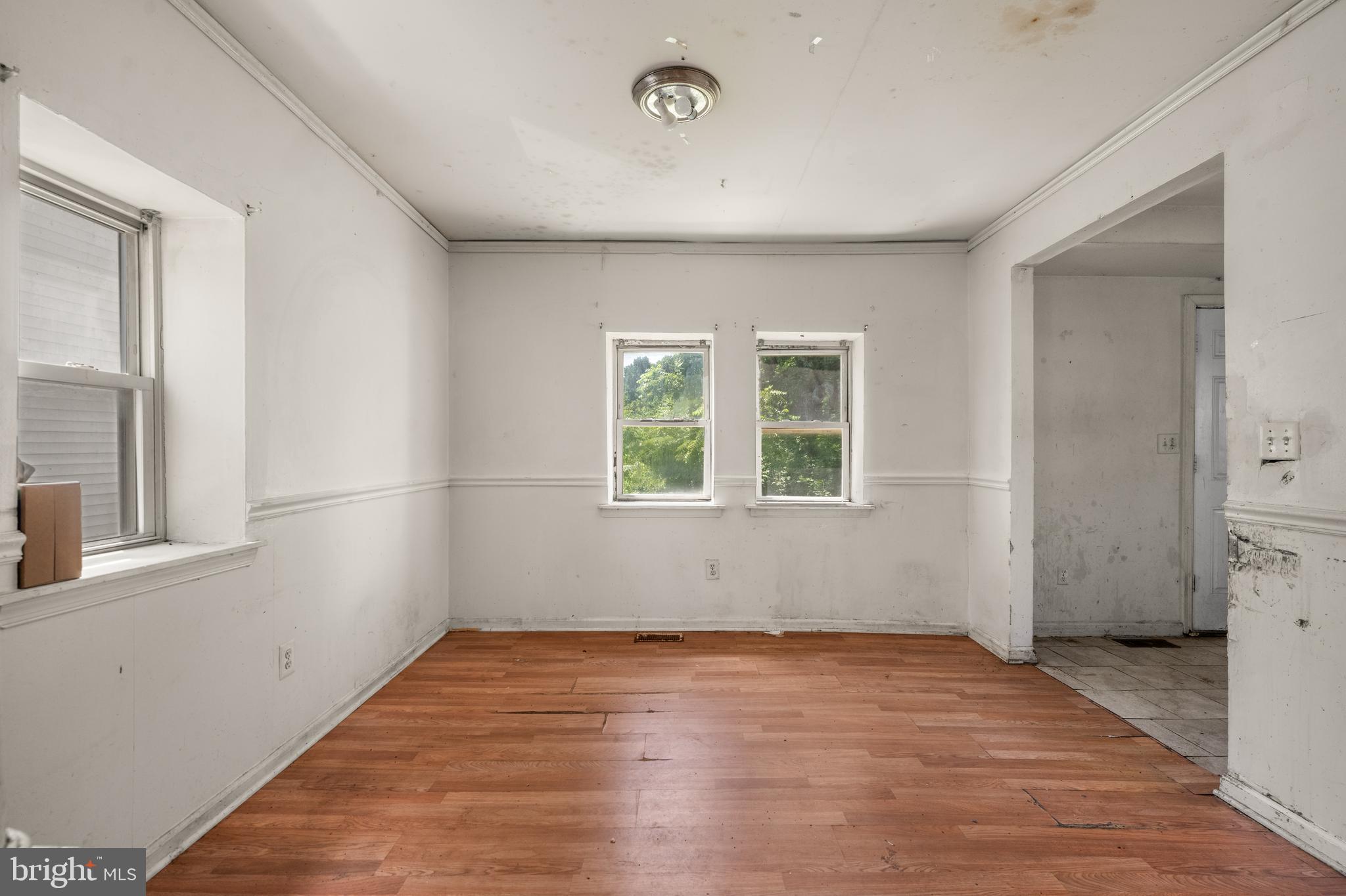 413 DEPTFORD AVENUE