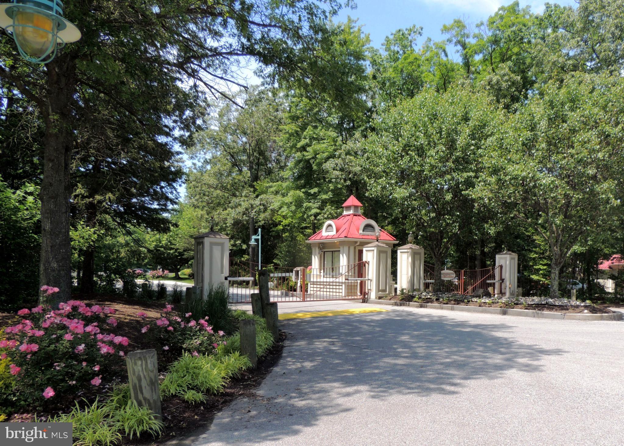 SOLOMONS LANDING - Residential