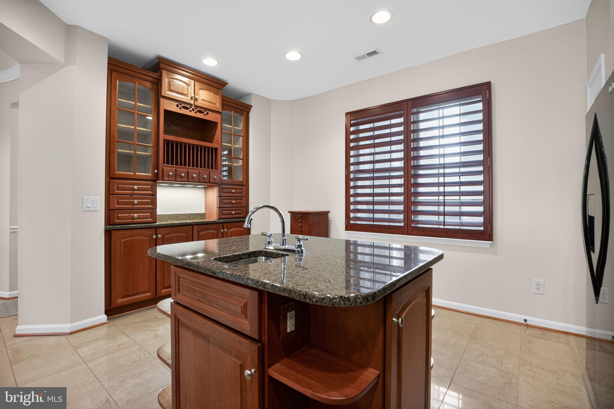 SOLOMONS LANDING - Residential