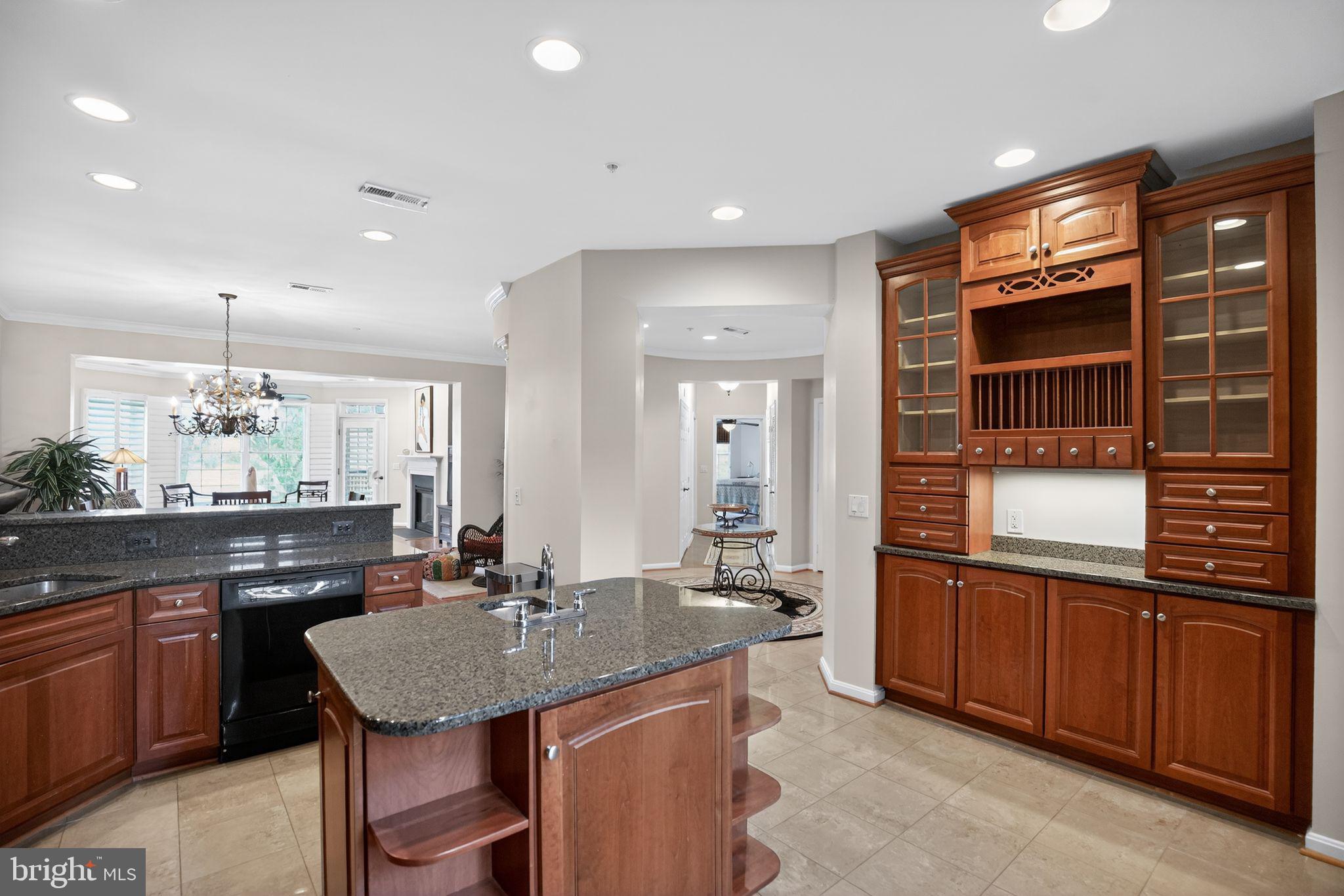 SOLOMONS LANDING - Residential