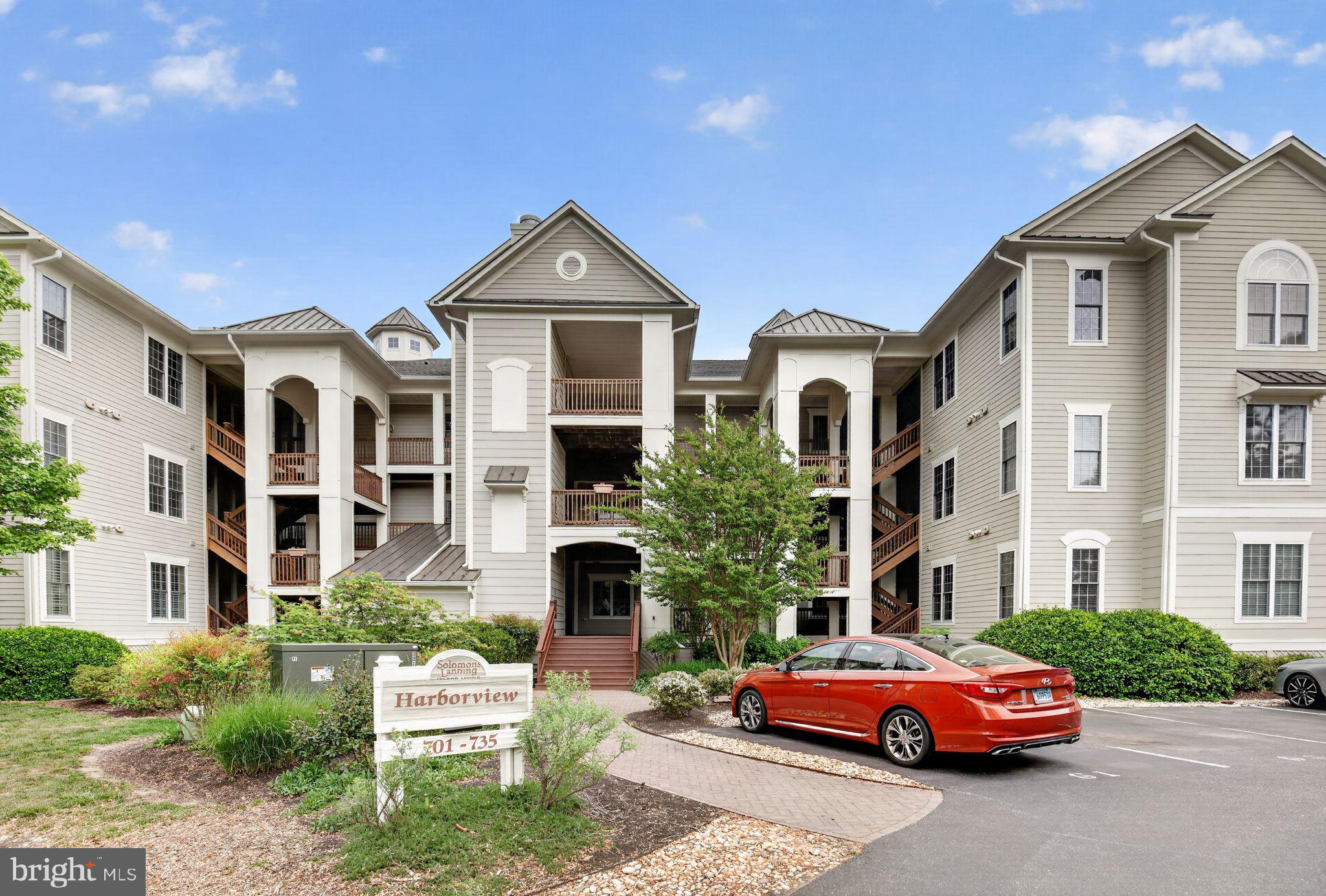 SOLOMONS LANDING - Residential