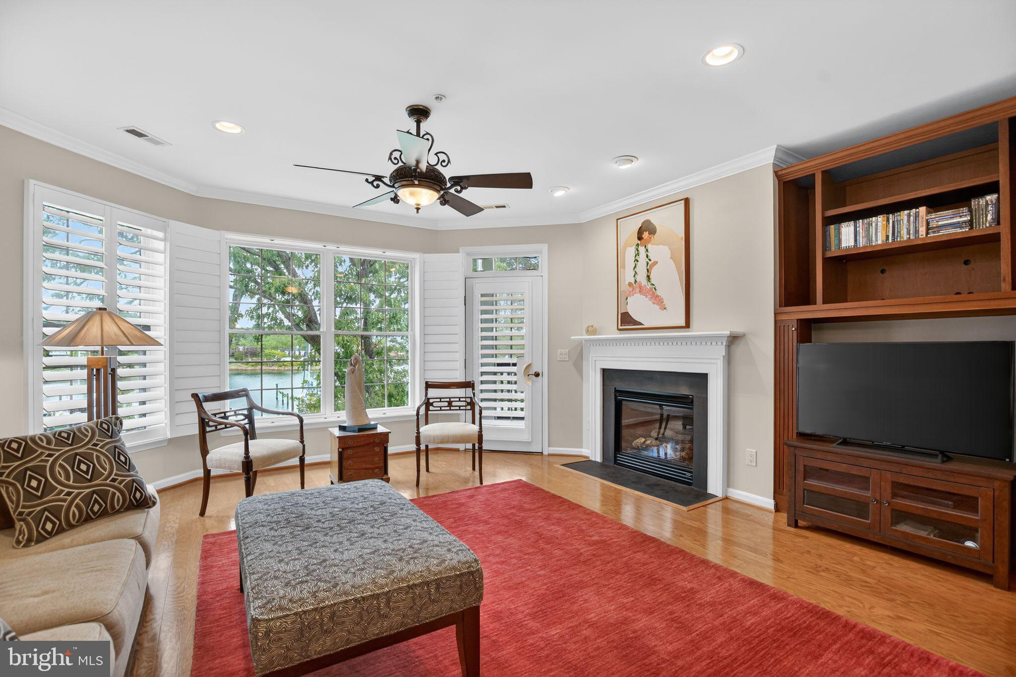 SOLOMONS LANDING - Residential