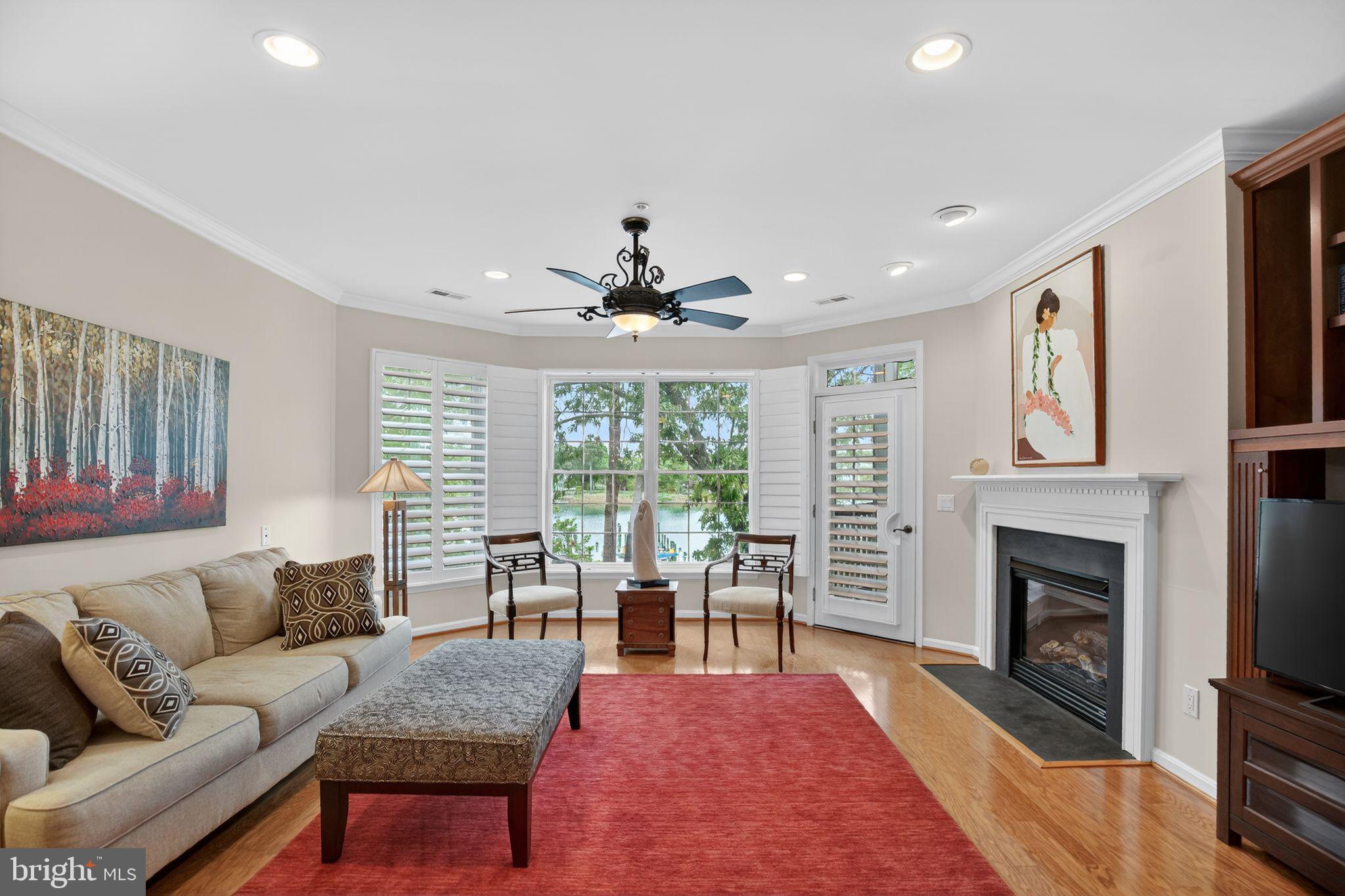 SOLOMONS LANDING - Residential