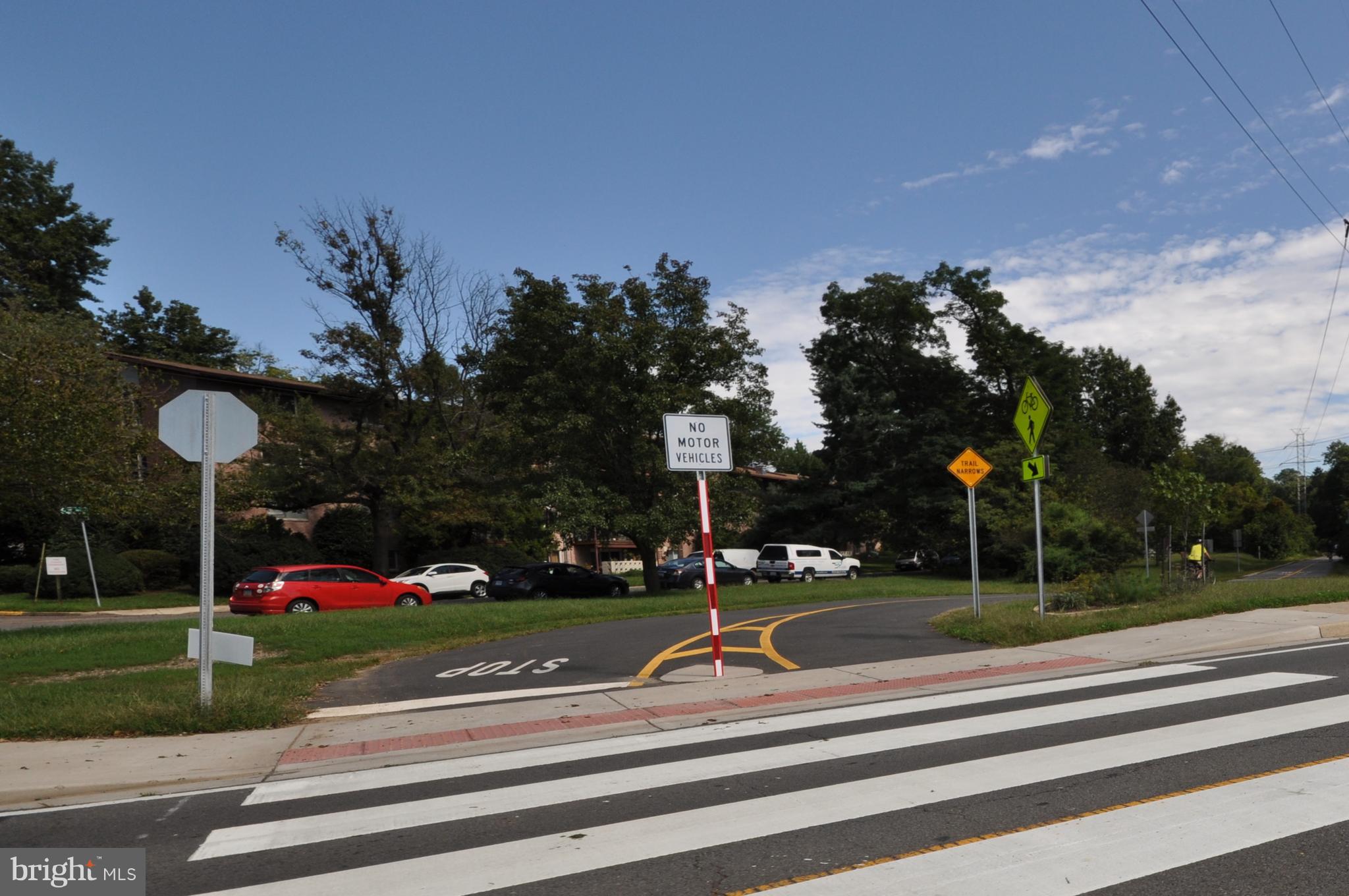 VILLAGE SQUARE - Residential