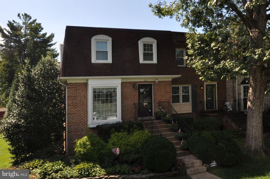 Perfect In Town Location in Village Square - Great Walk-ability! Adjacent to Vienna Community Center, Waters & Caffi Fields, 1-Block from W&OD Trail, Town Hall & Vienna School and just 2-Blocks to Maple Ave. End-Unit Townhome 3 finished levels 3BR & 2 Full & 2 Half Baths w/walkout lower level to oversized private backyard. Very livable condition w/good bones & ready for your updates (if desired).