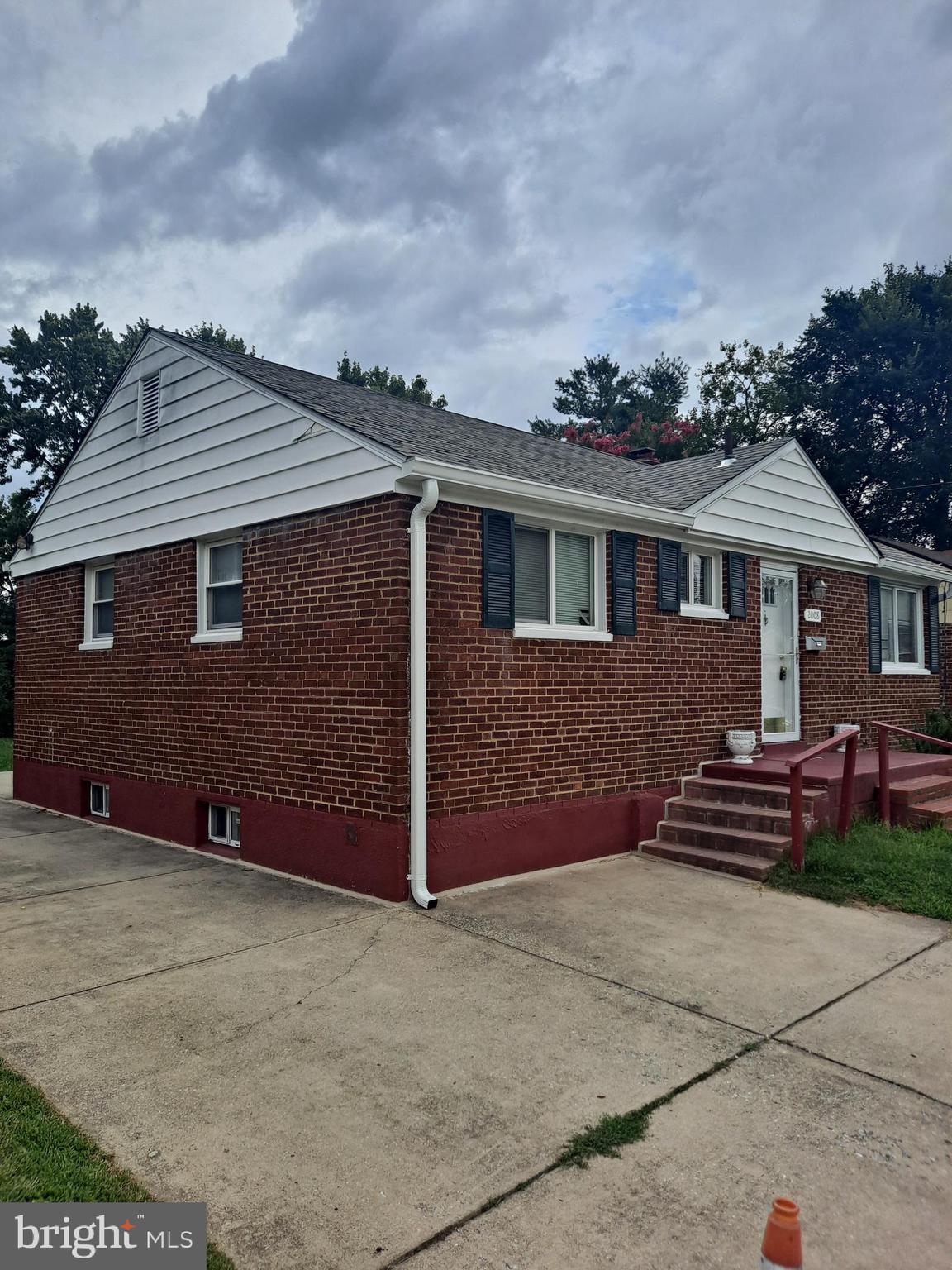 RIGGS TERRACE - Residential Lease