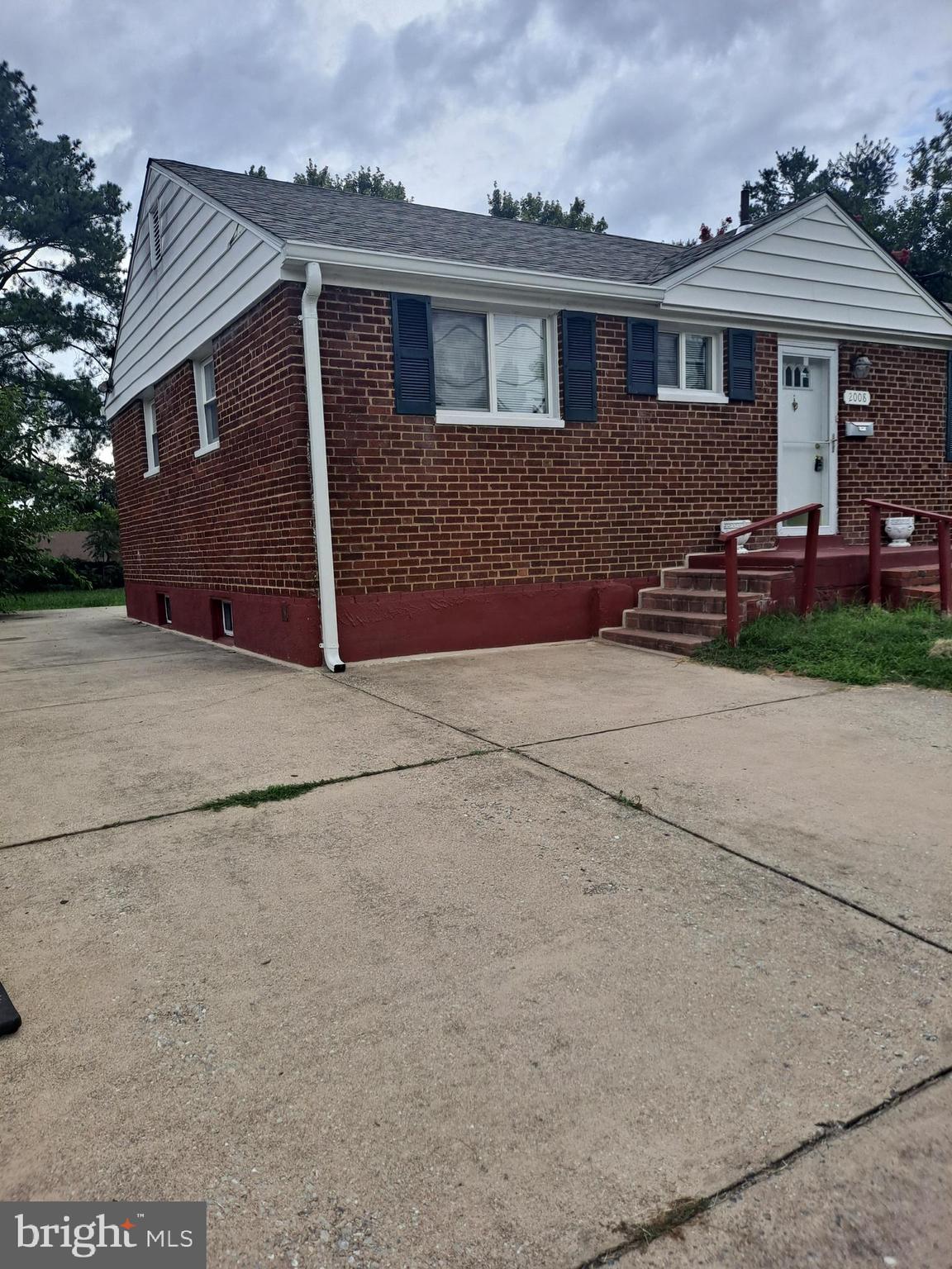 RIGGS TERRACE - Residential Lease