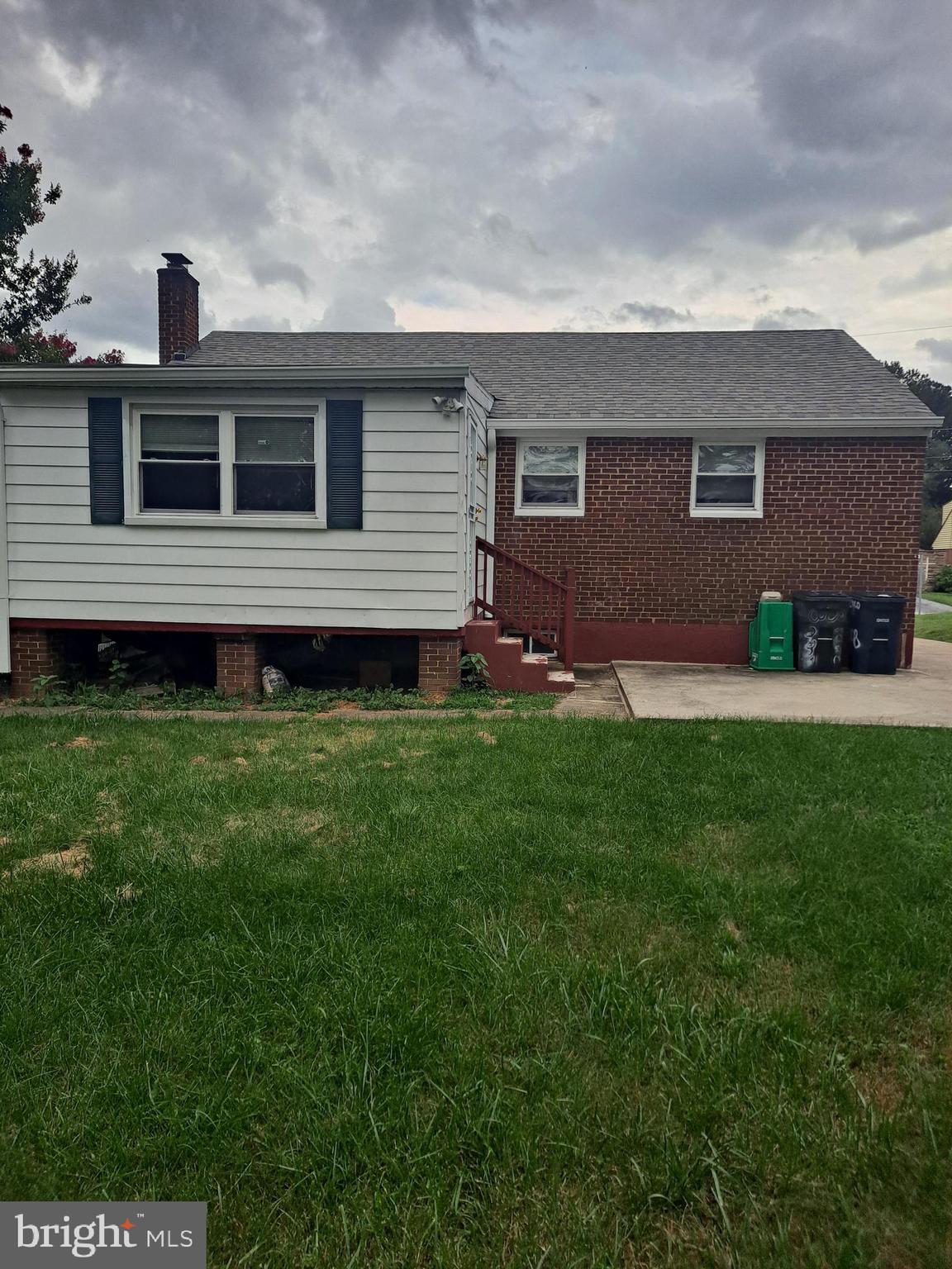 RIGGS TERRACE - Residential Lease