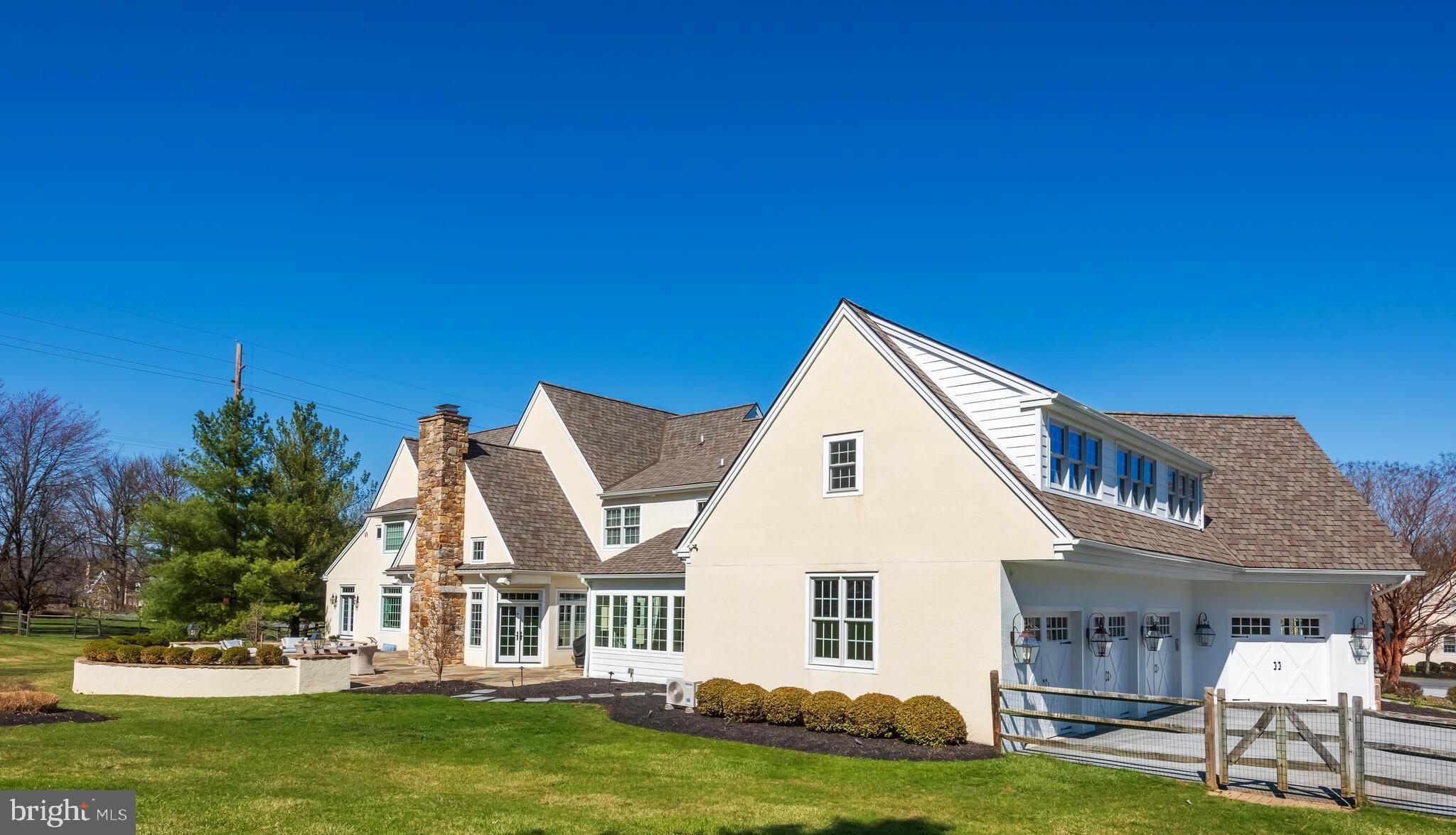 DOUGLASS LANE - Residential