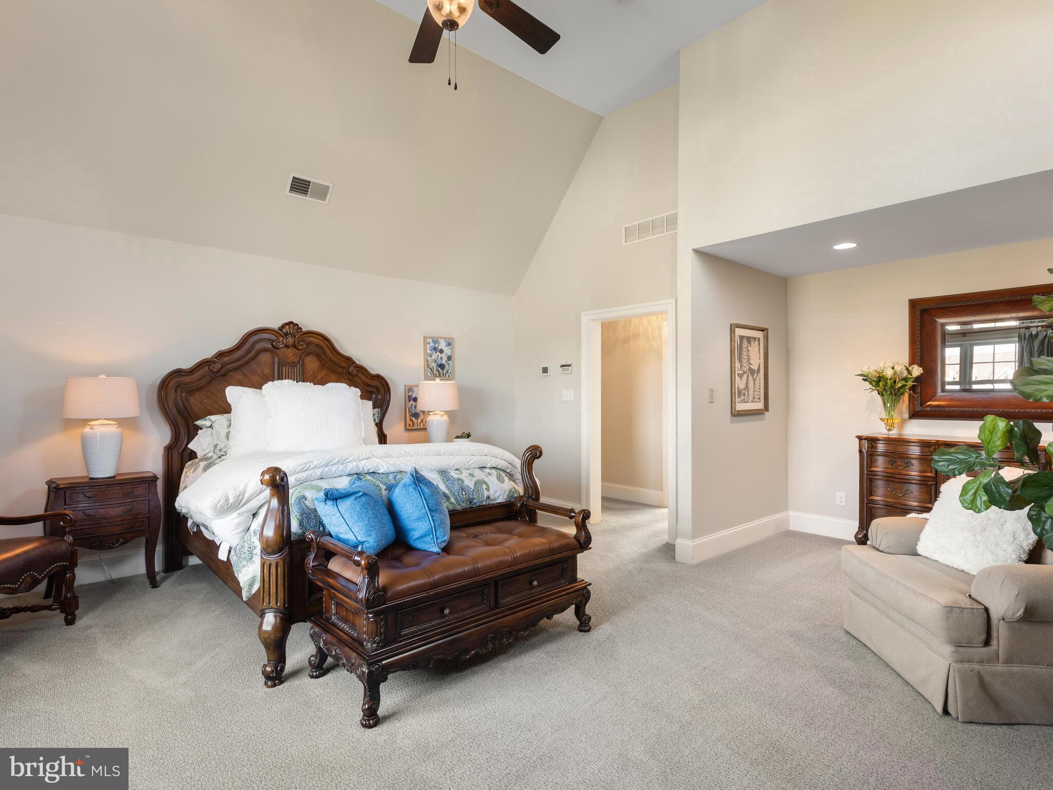 DOUGLASS LANE - Residential