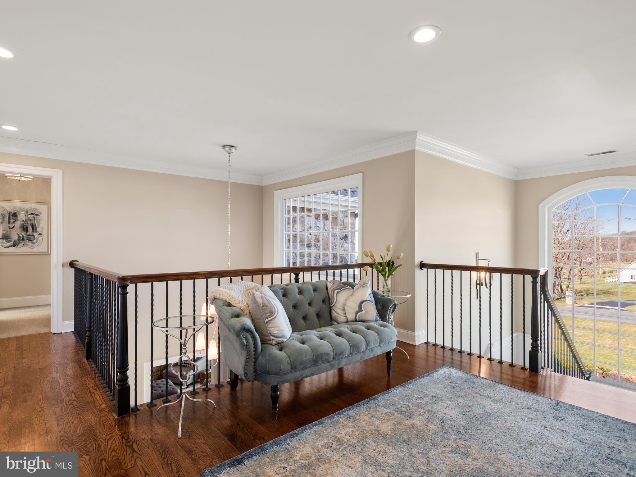 DOUGLASS LANE - Residential