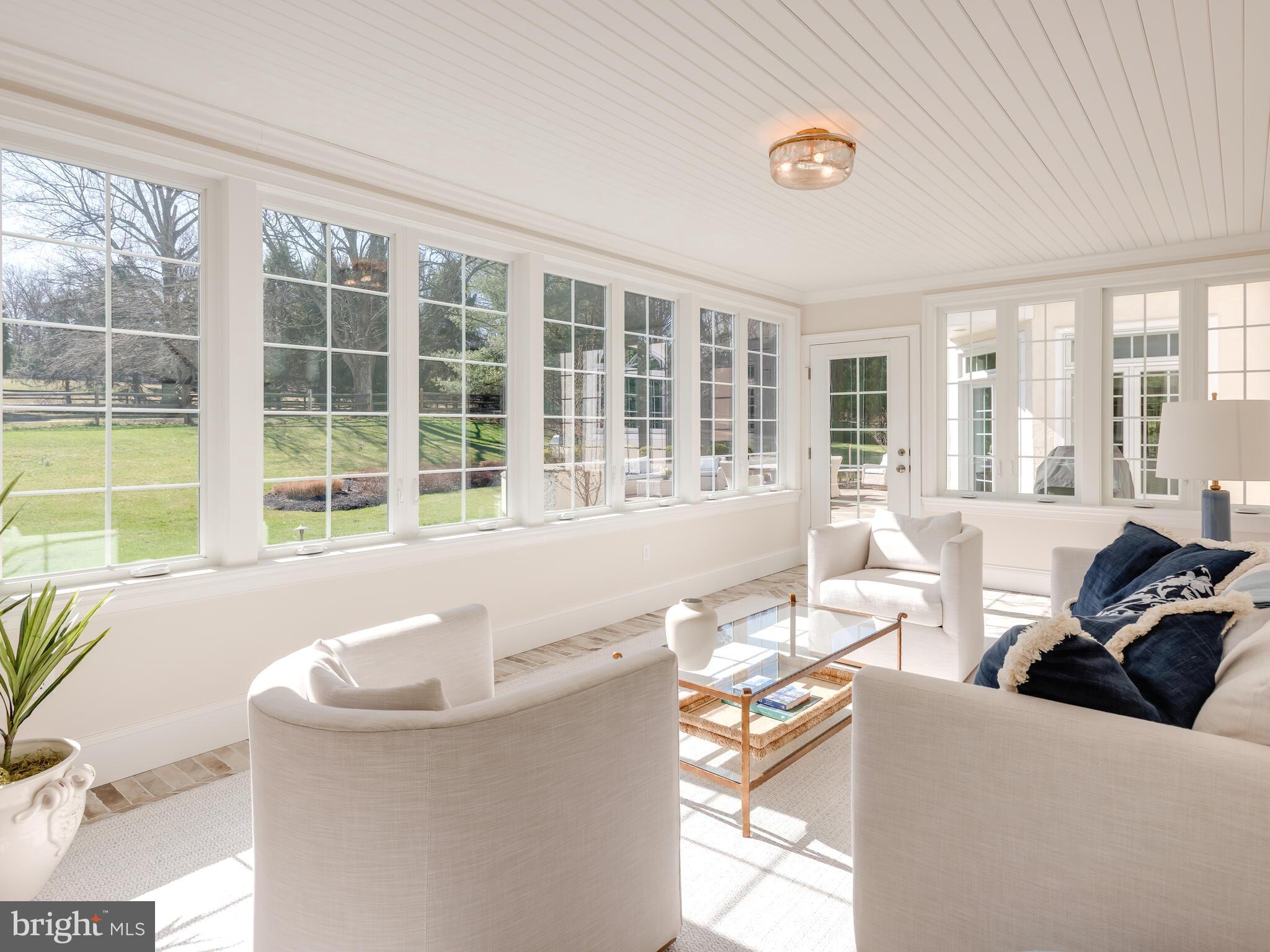 DOUGLASS LANE - Residential