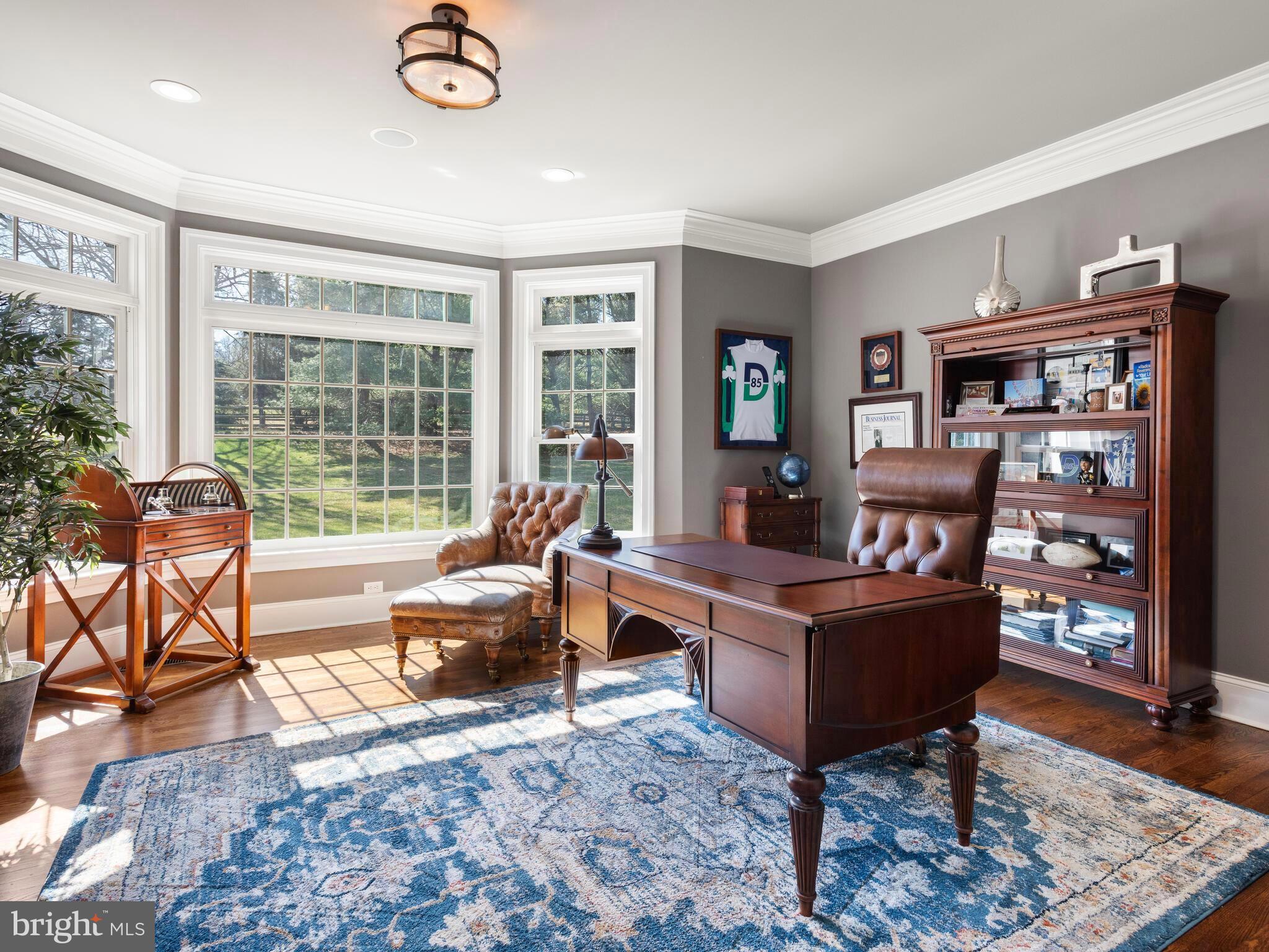 DOUGLASS LANE - Residential