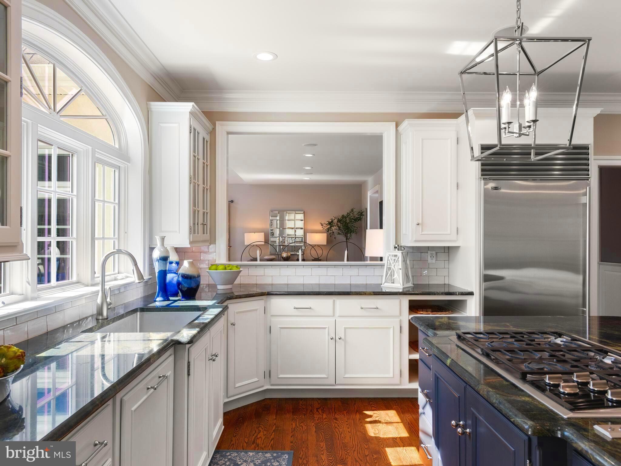 DOUGLASS LANE - Residential