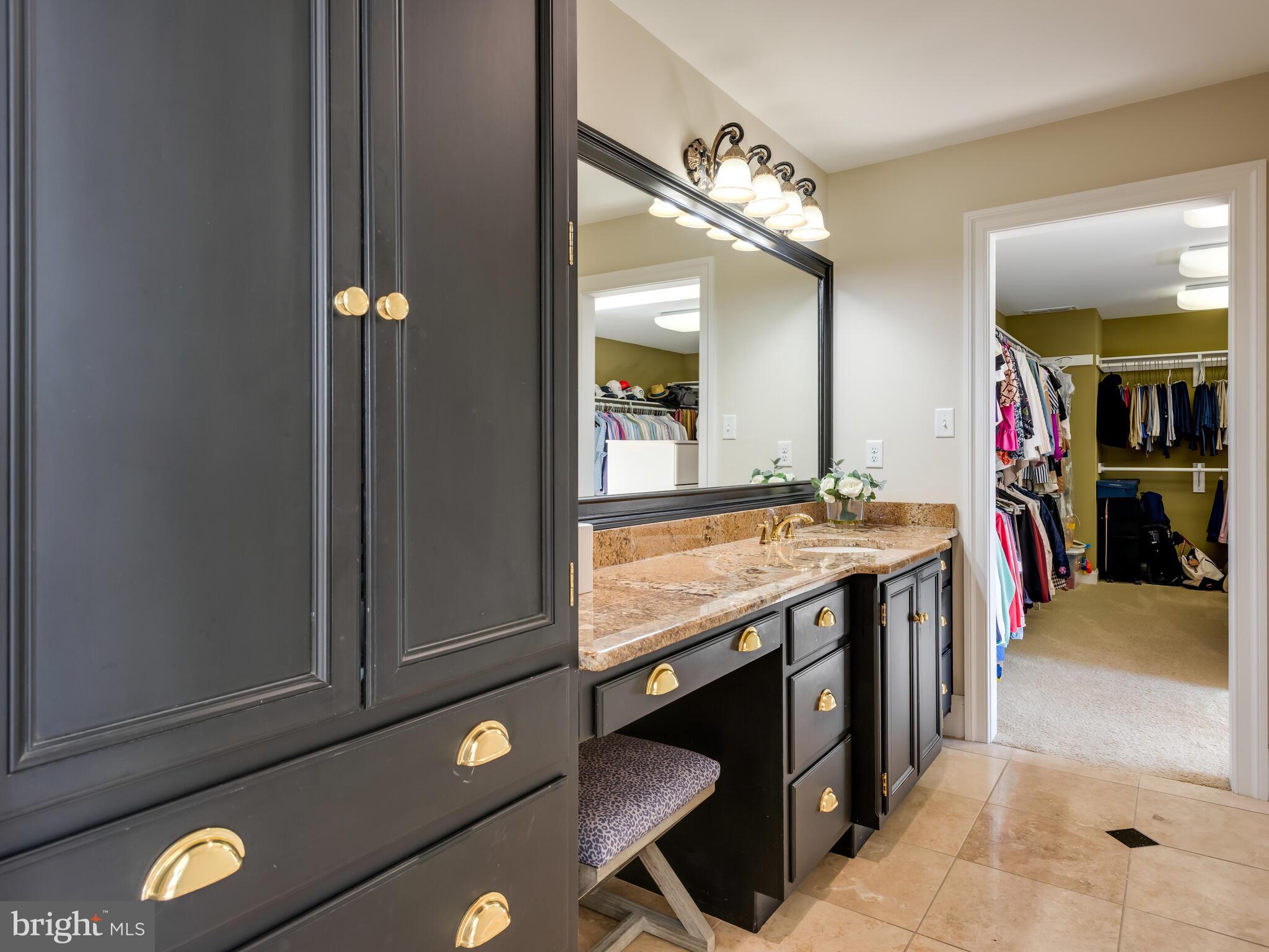 DOUGLASS LANE - Residential