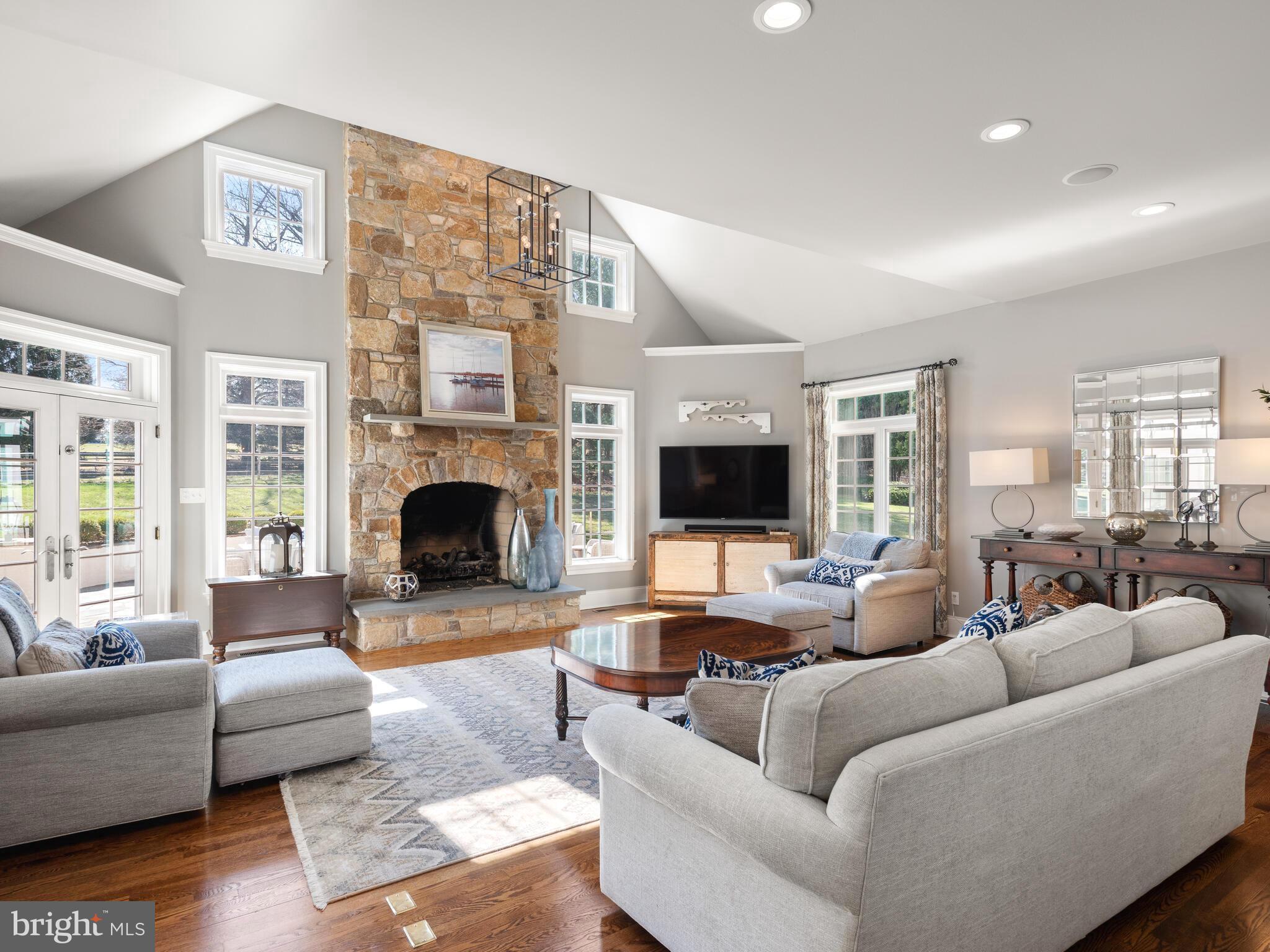 DOUGLASS LANE - Residential