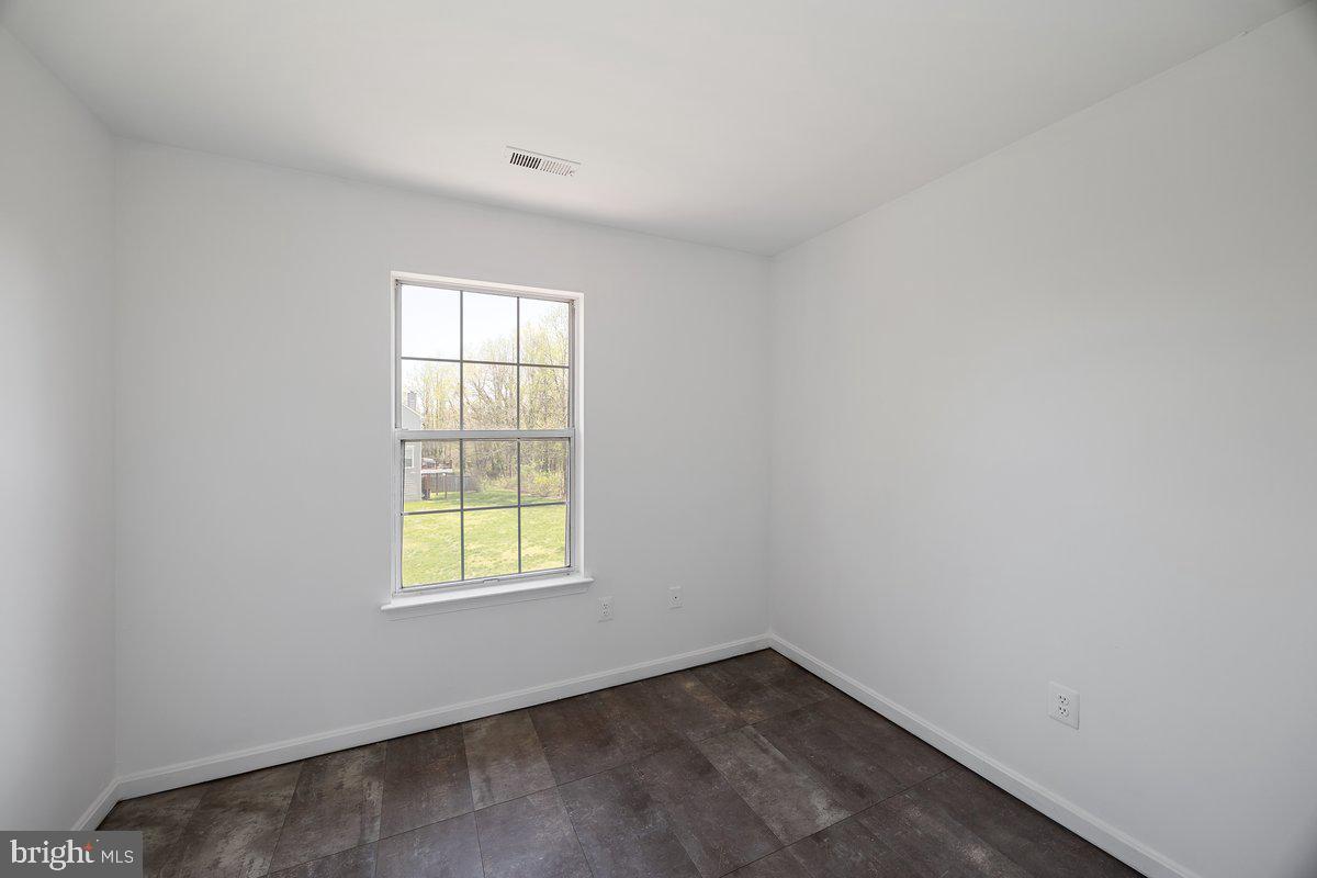 KINGS GRANT - Residential Lease