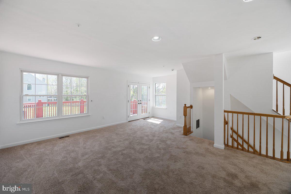 KINGS GRANT - Residential Lease