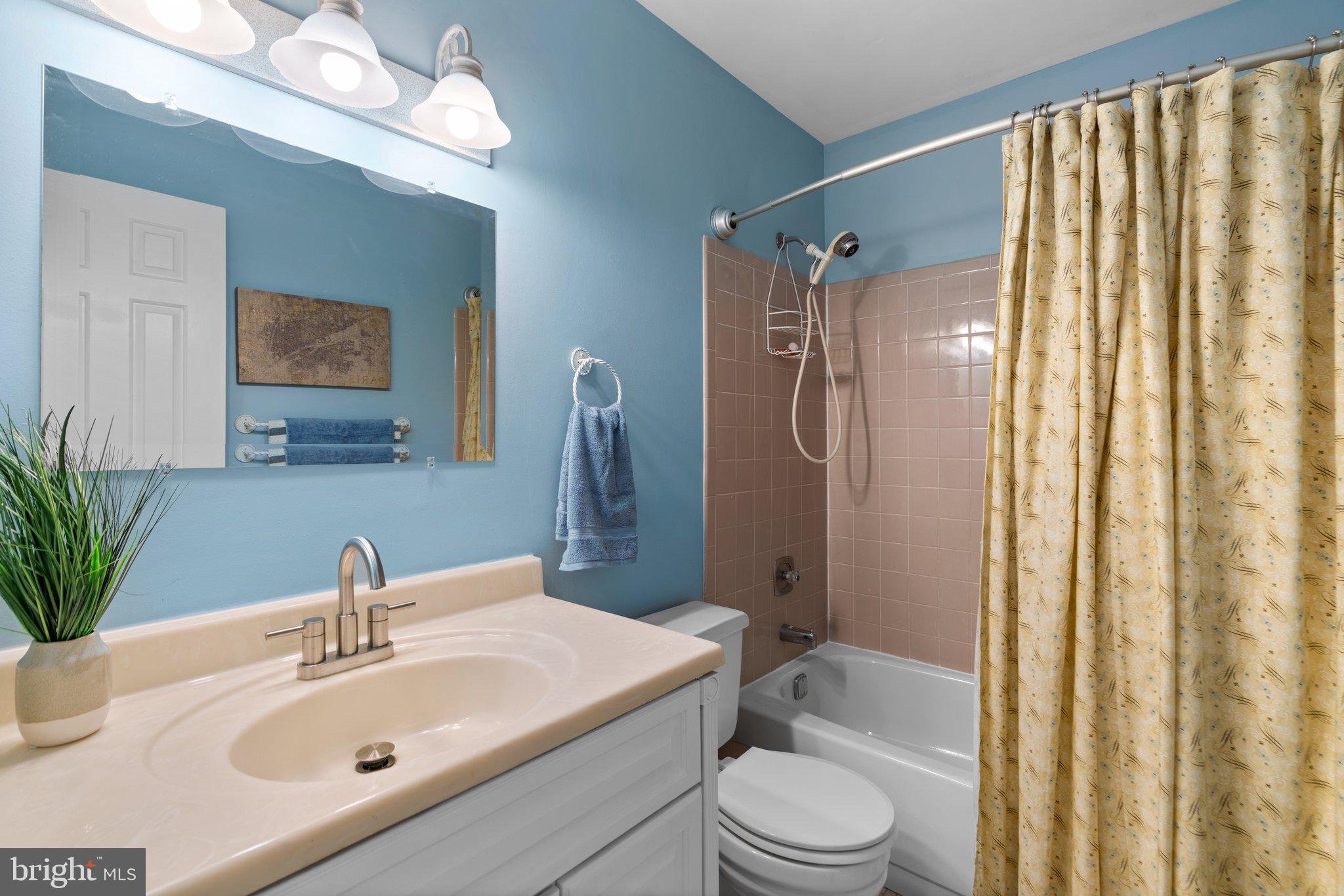 GLENMONT - Residential