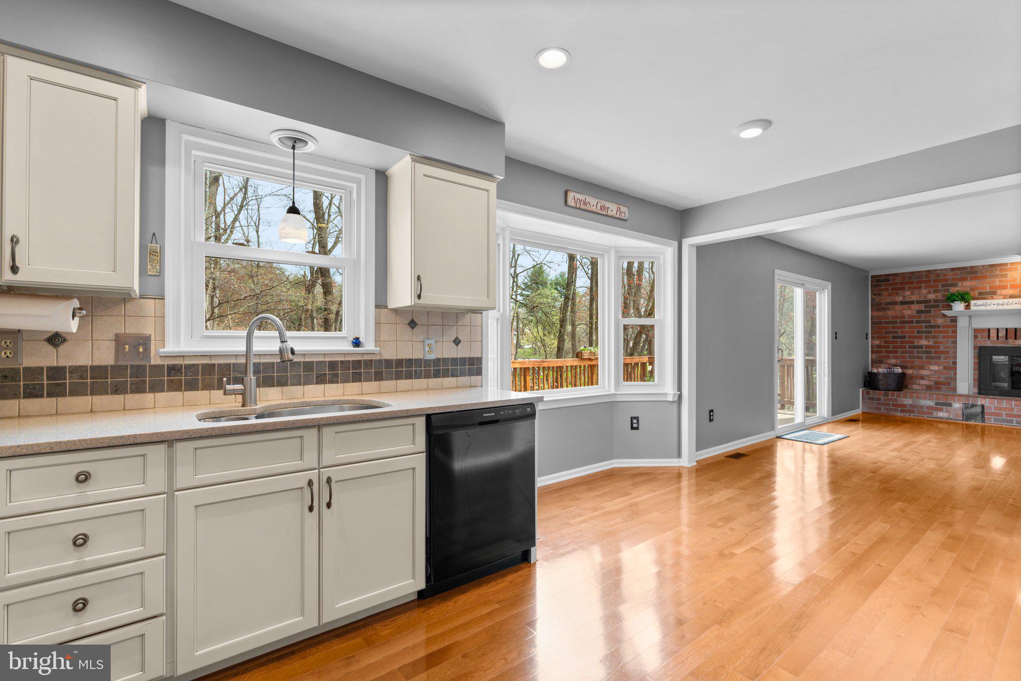 GLENMONT - Residential