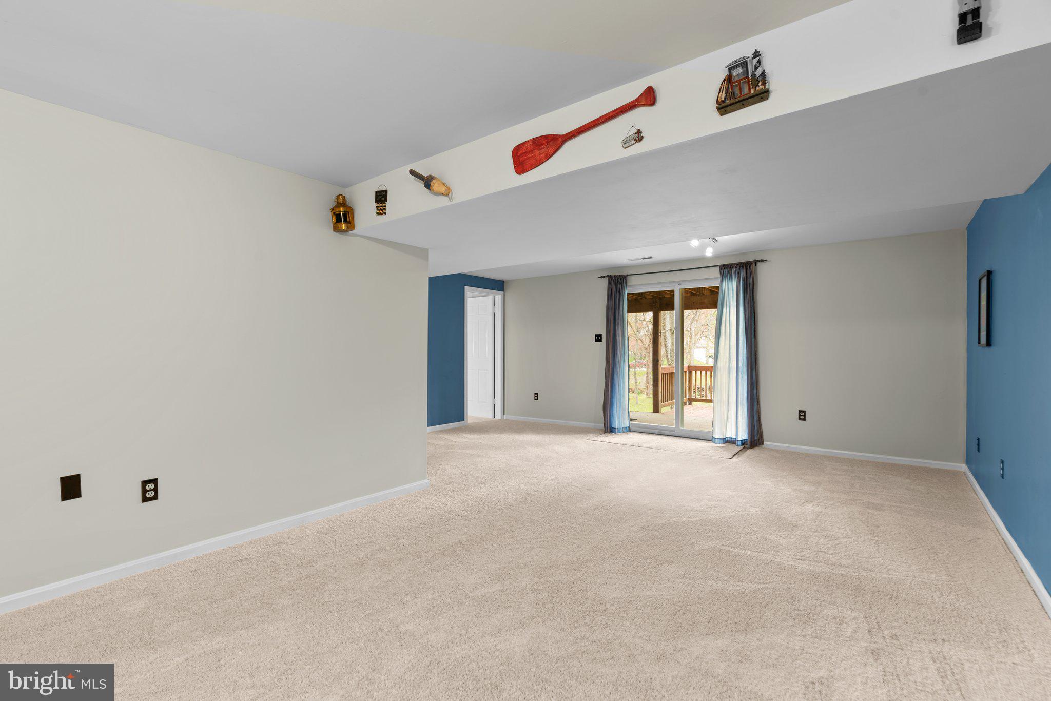 GLENMONT - Residential