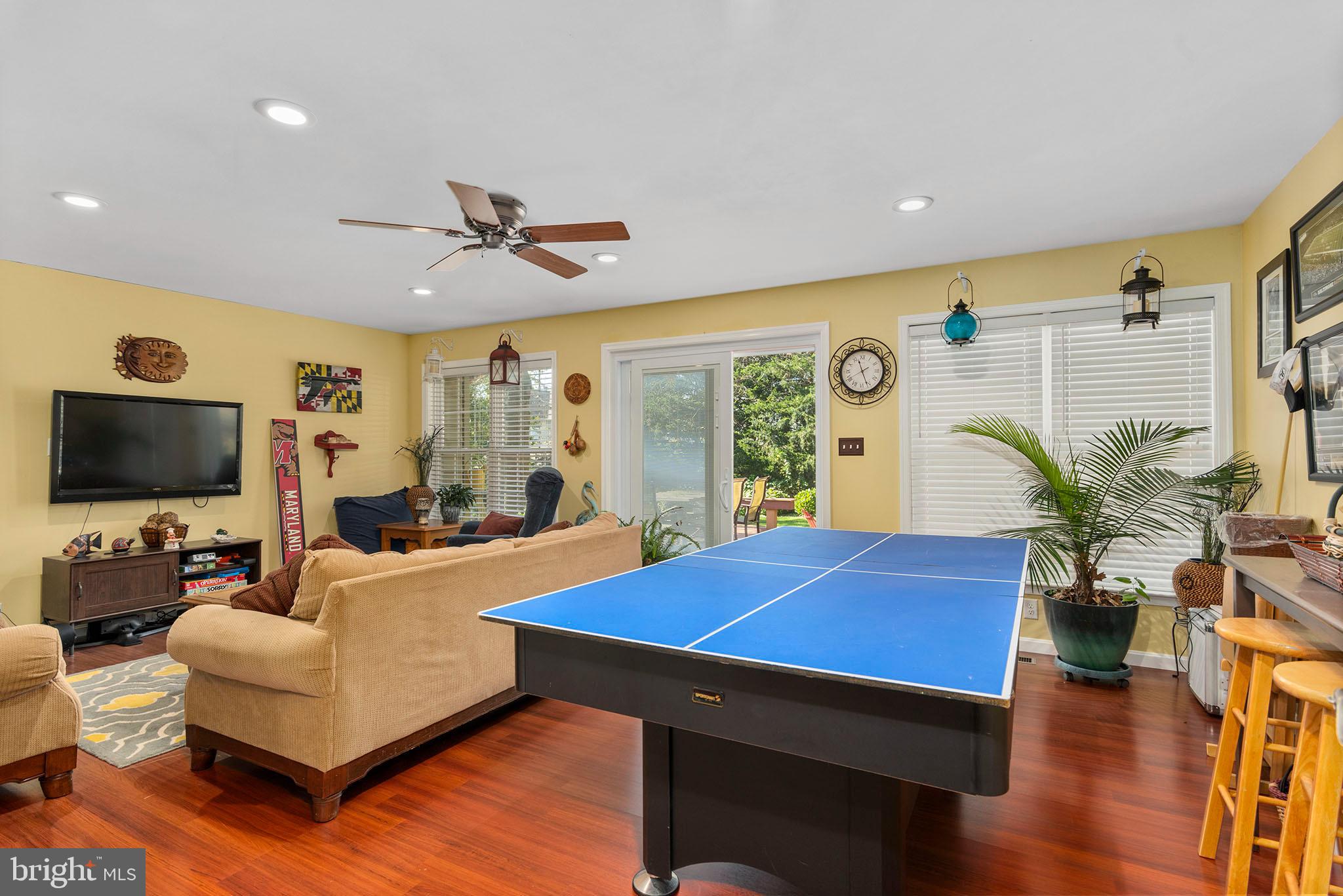 COVENTRY FARMS - Residential