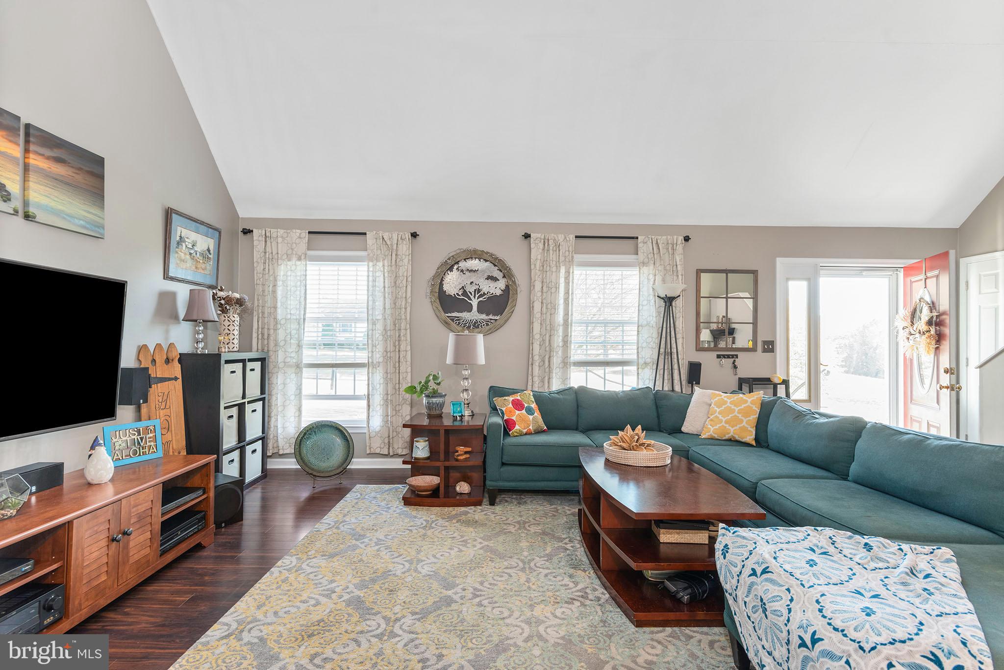 COVENTRY FARMS - Residential