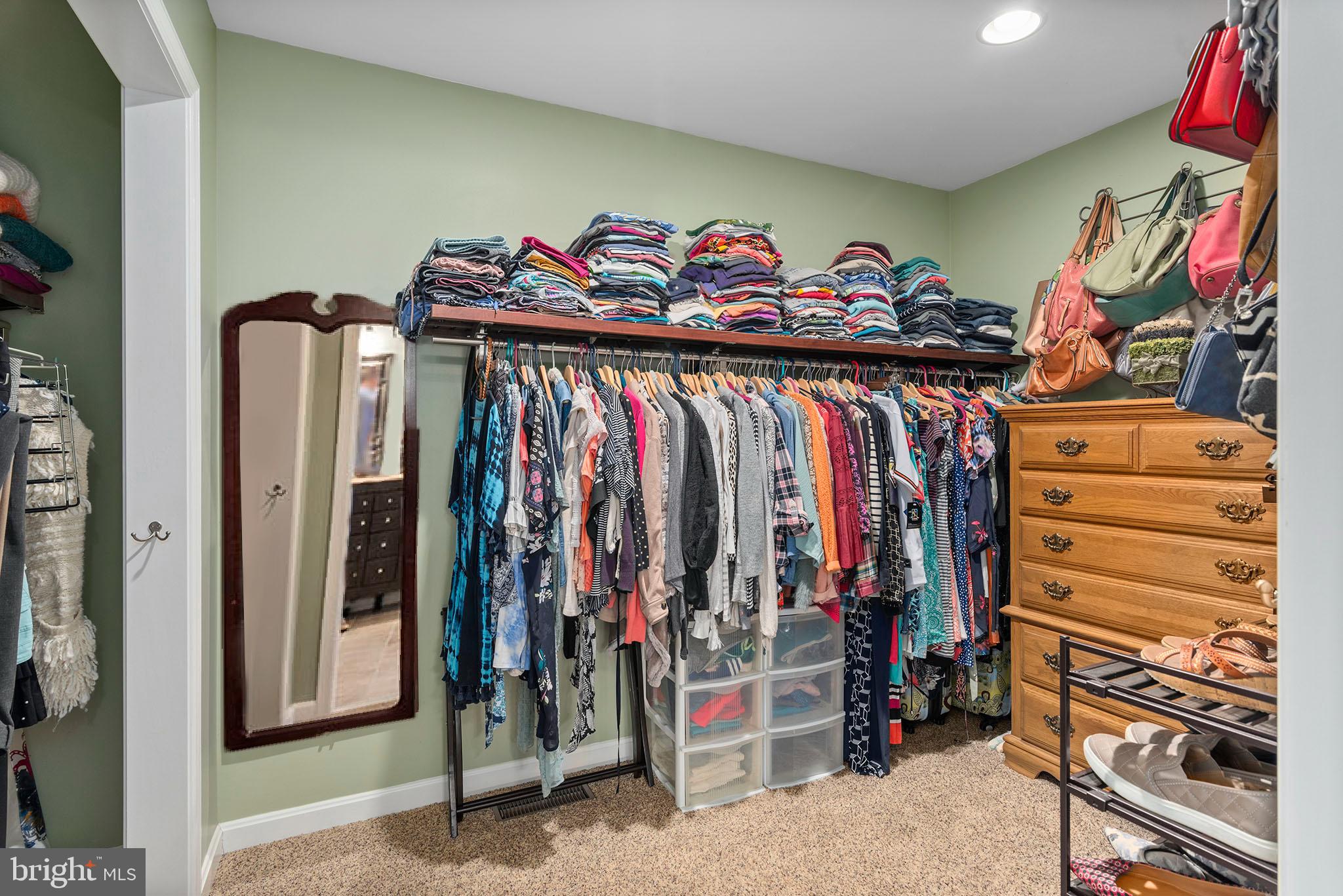 COVENTRY FARMS - Residential