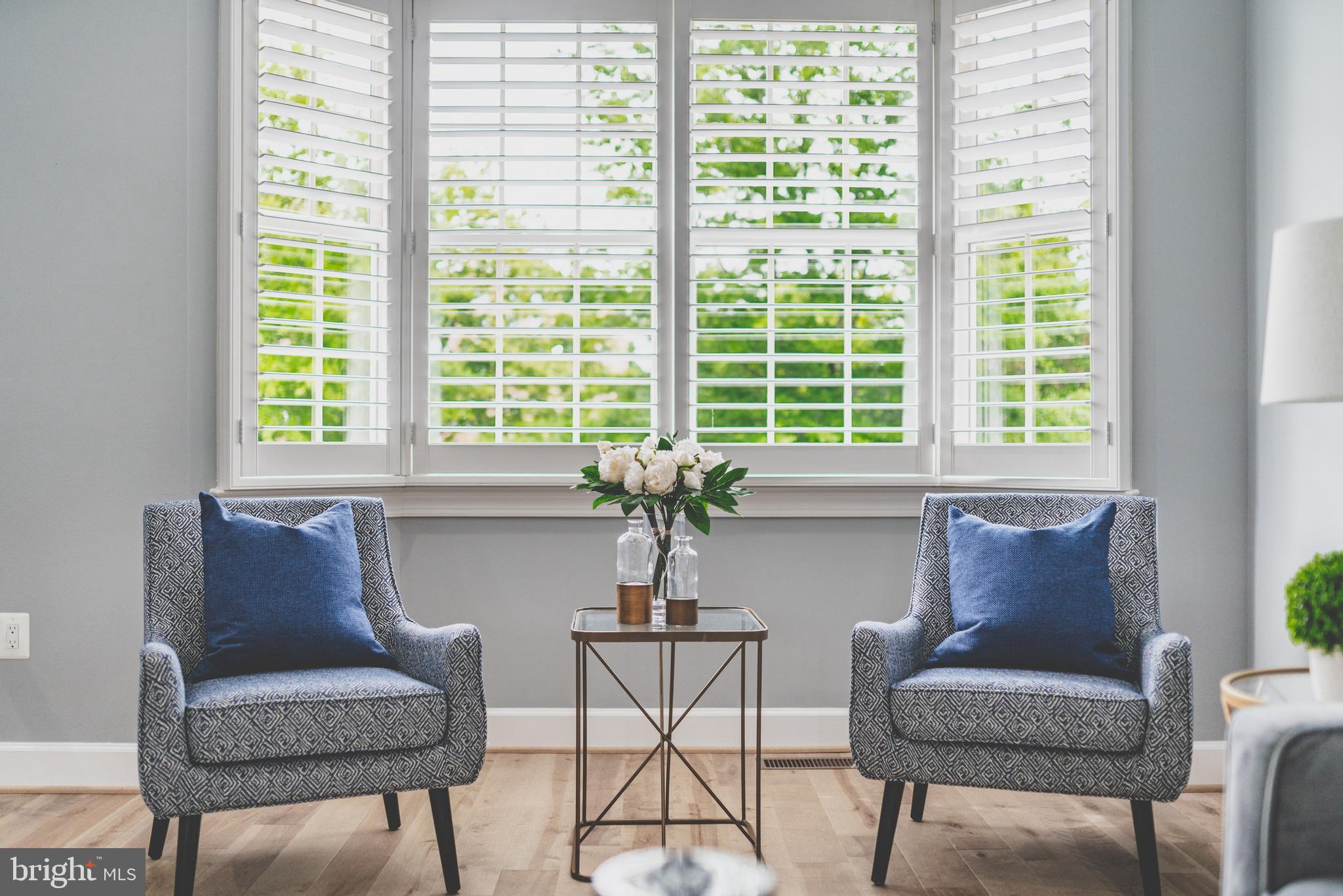 ARLINGTON HEIGHTS - Residential