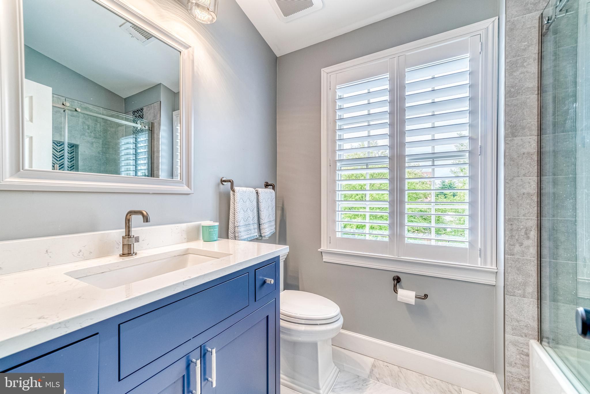 ARLINGTON HEIGHTS - Residential