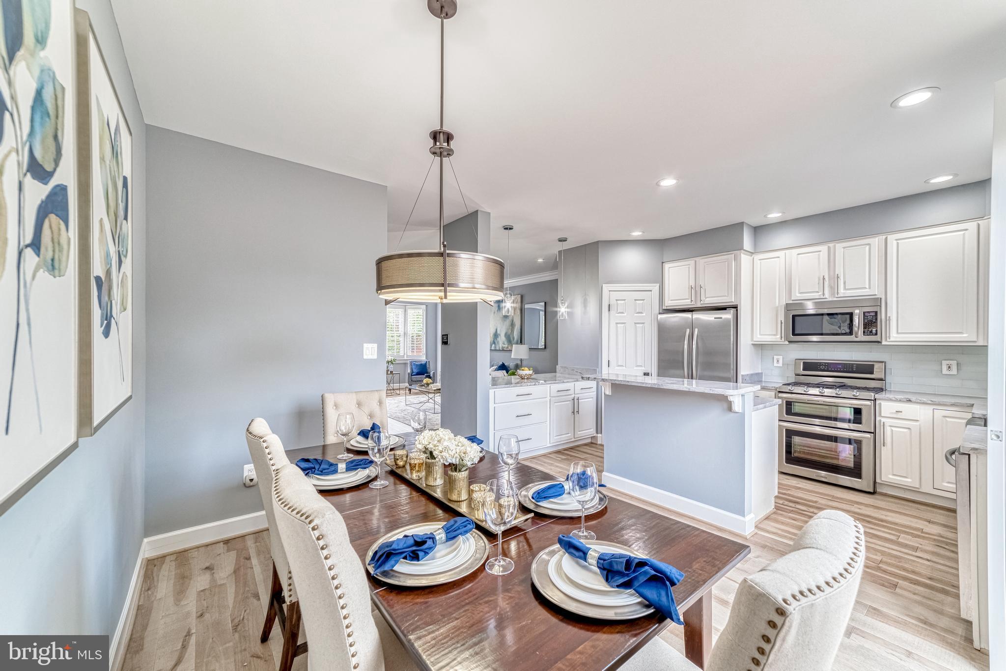 ARLINGTON HEIGHTS - Residential