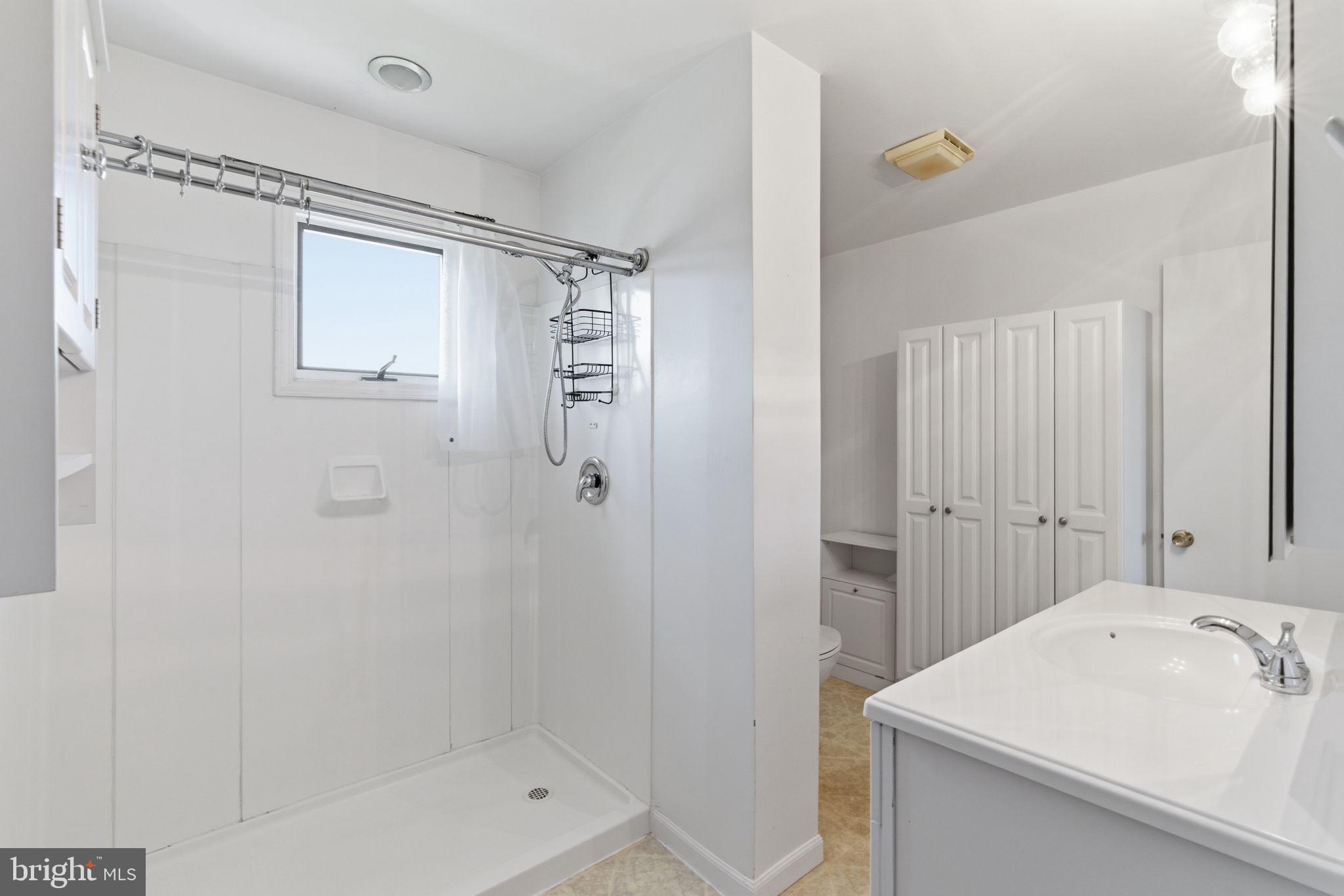 LEVITTOWN - Residential