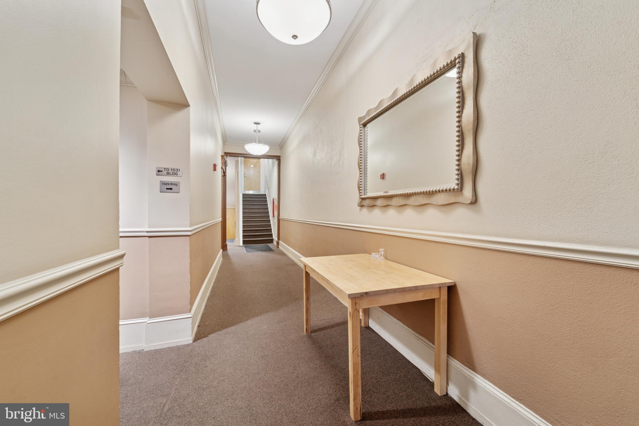 1029 SPRUCE STREET 33 304