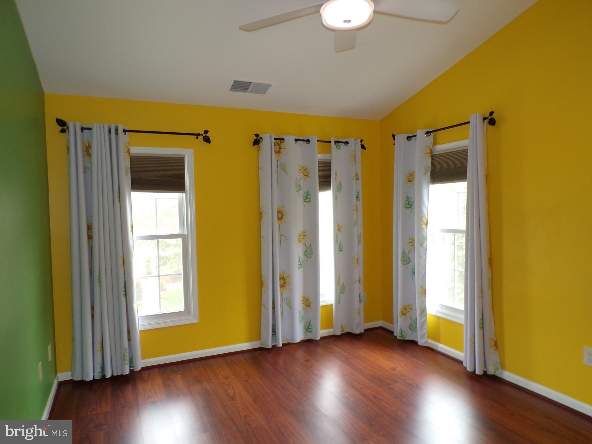 KINGSTOWNE - Residential Lease