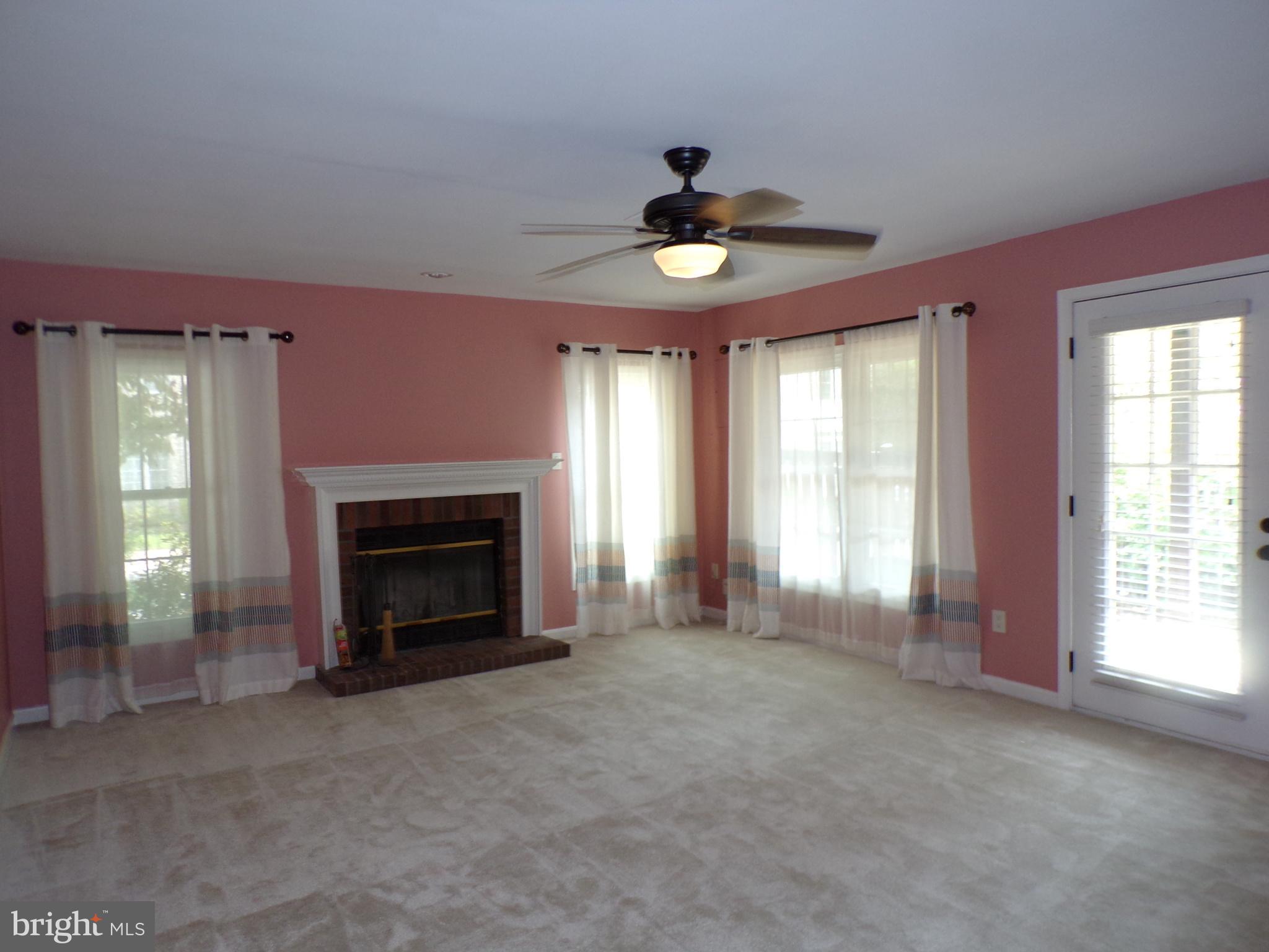 KINGSTOWNE - Residential Lease