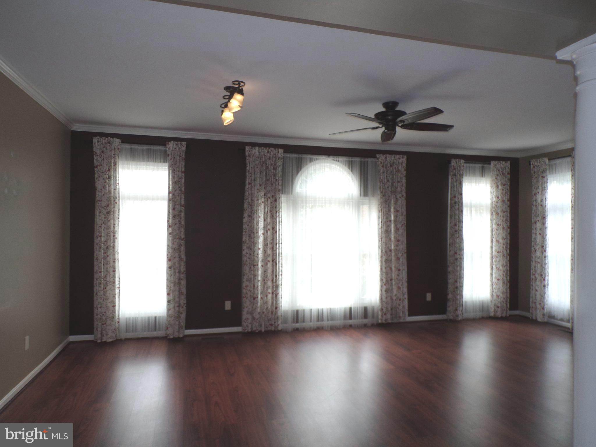 KINGSTOWNE - Residential Lease