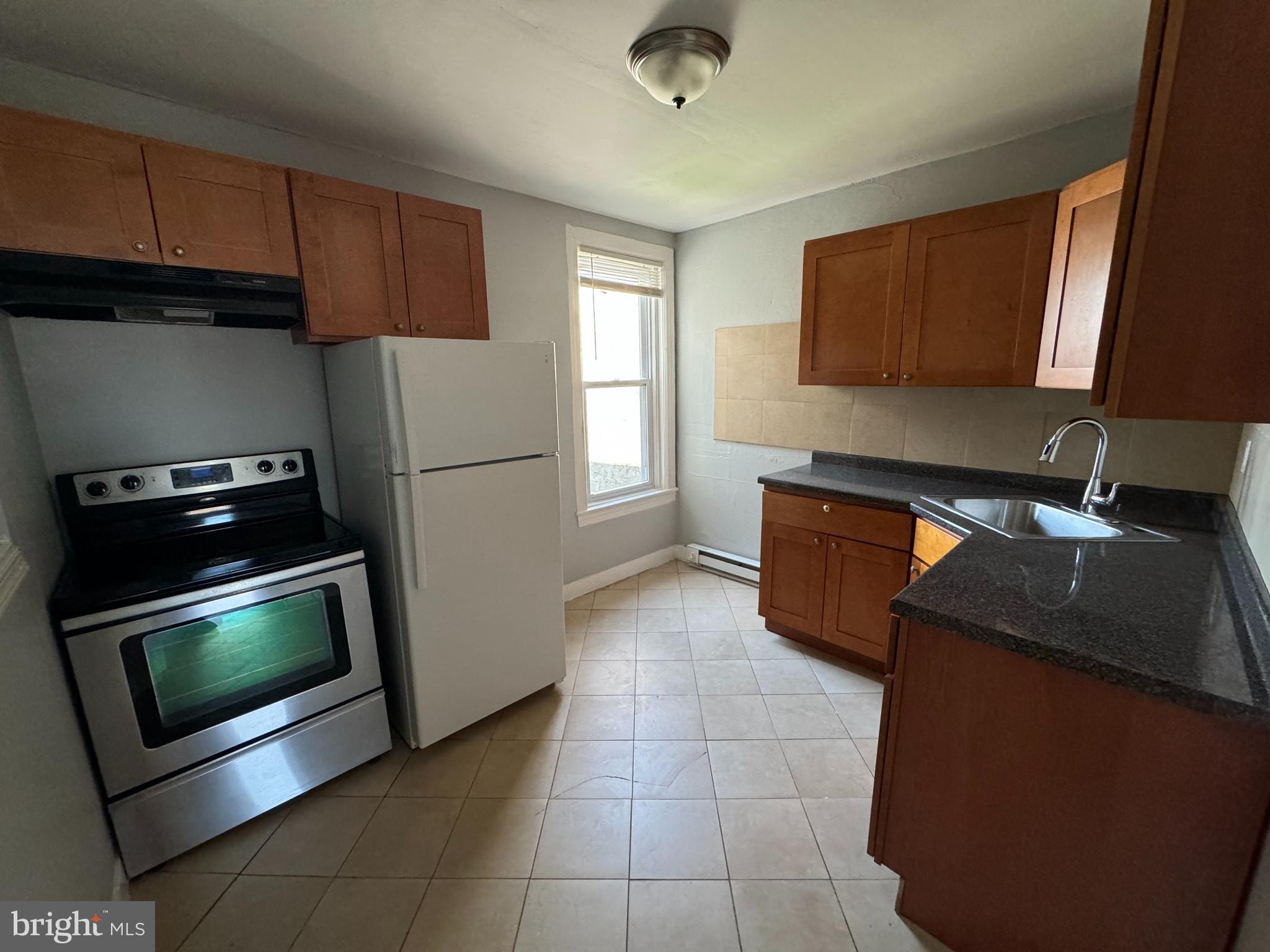 WEST OAK LANE - Residential