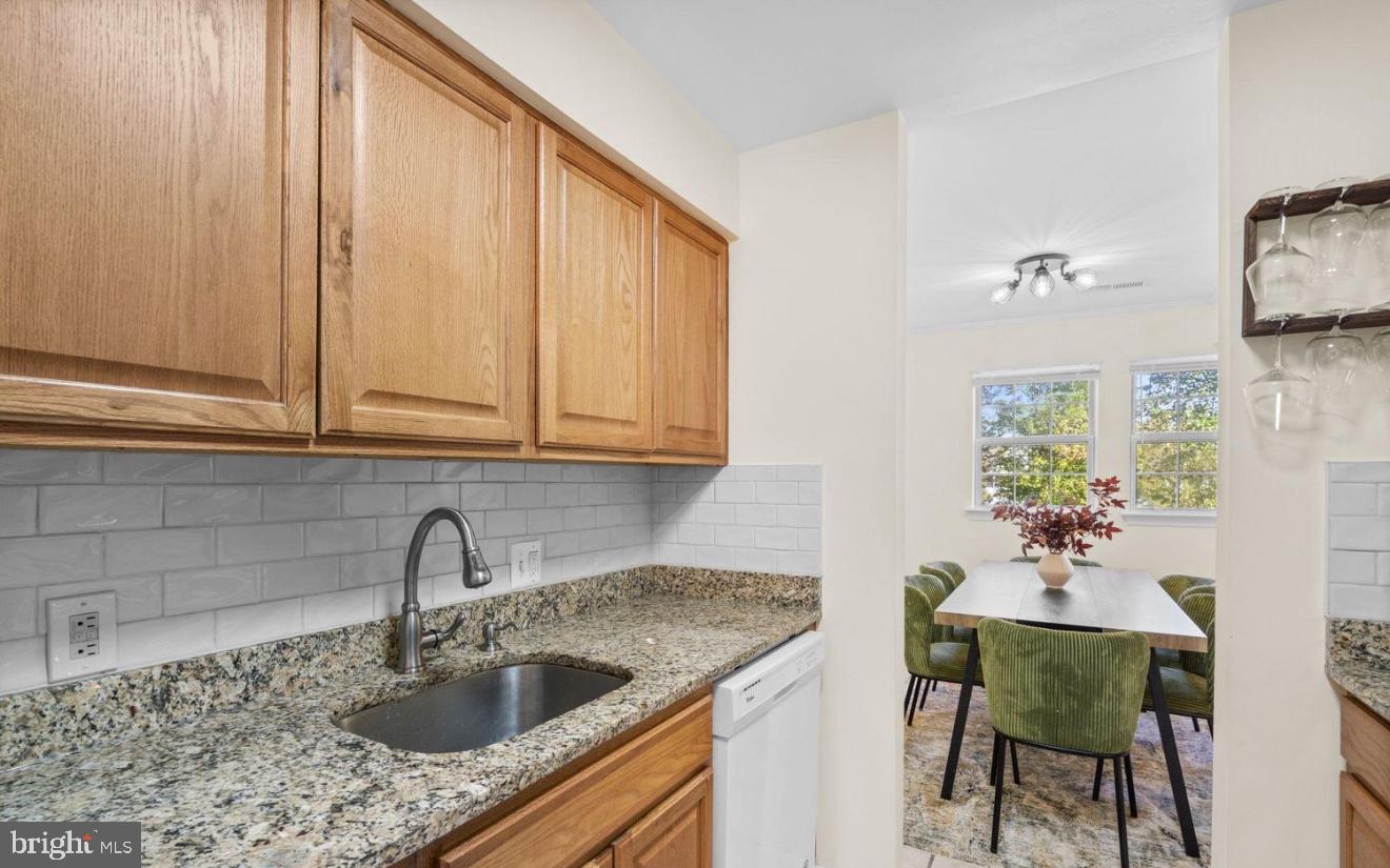 MONTGOMERY RUN - Residential