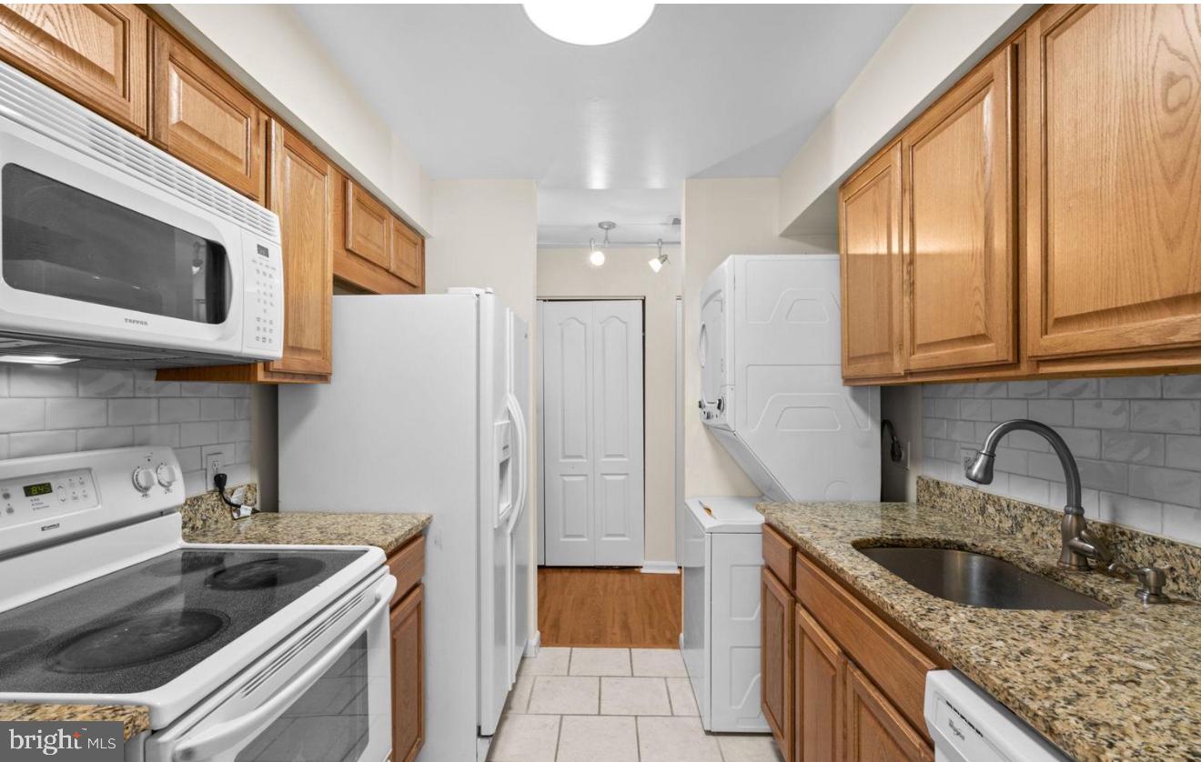 MONTGOMERY RUN - Residential