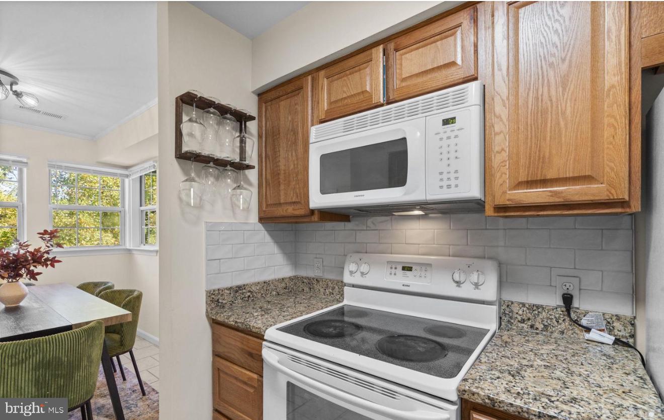 MONTGOMERY RUN - Residential