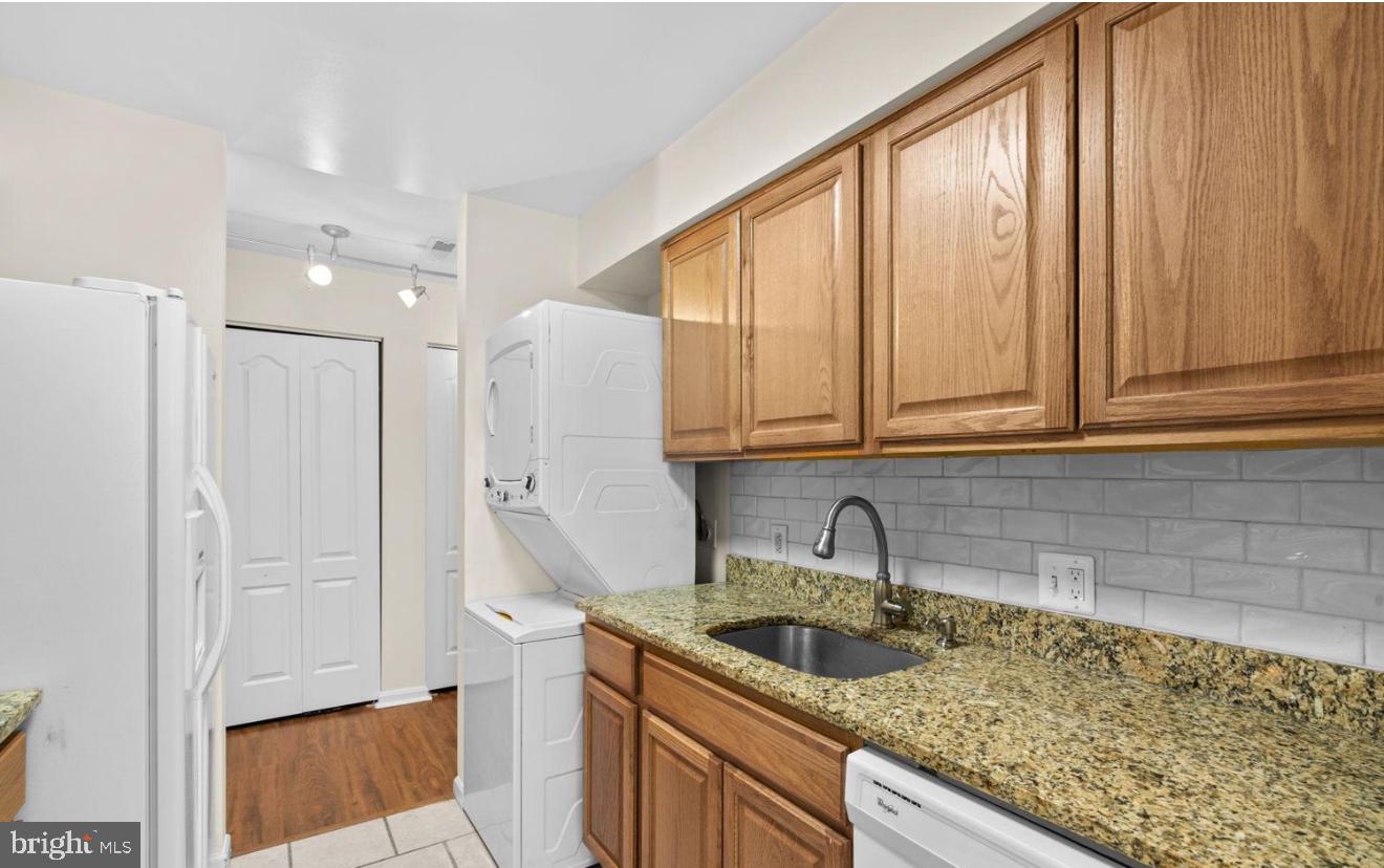 MONTGOMERY RUN - Residential